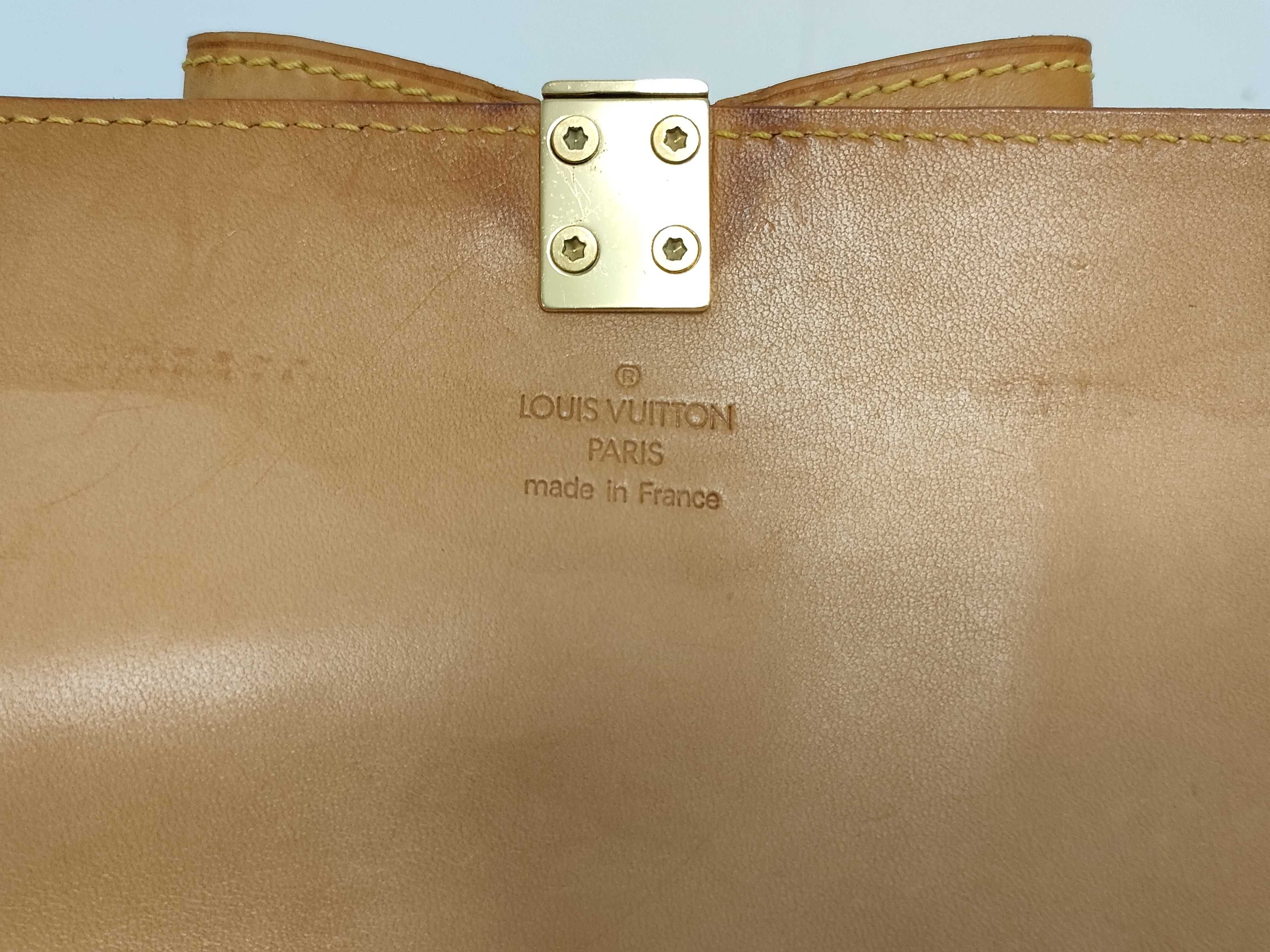 Cherry Blossom x Takashi Murakami Collaboration Papillon Handbag — view 10