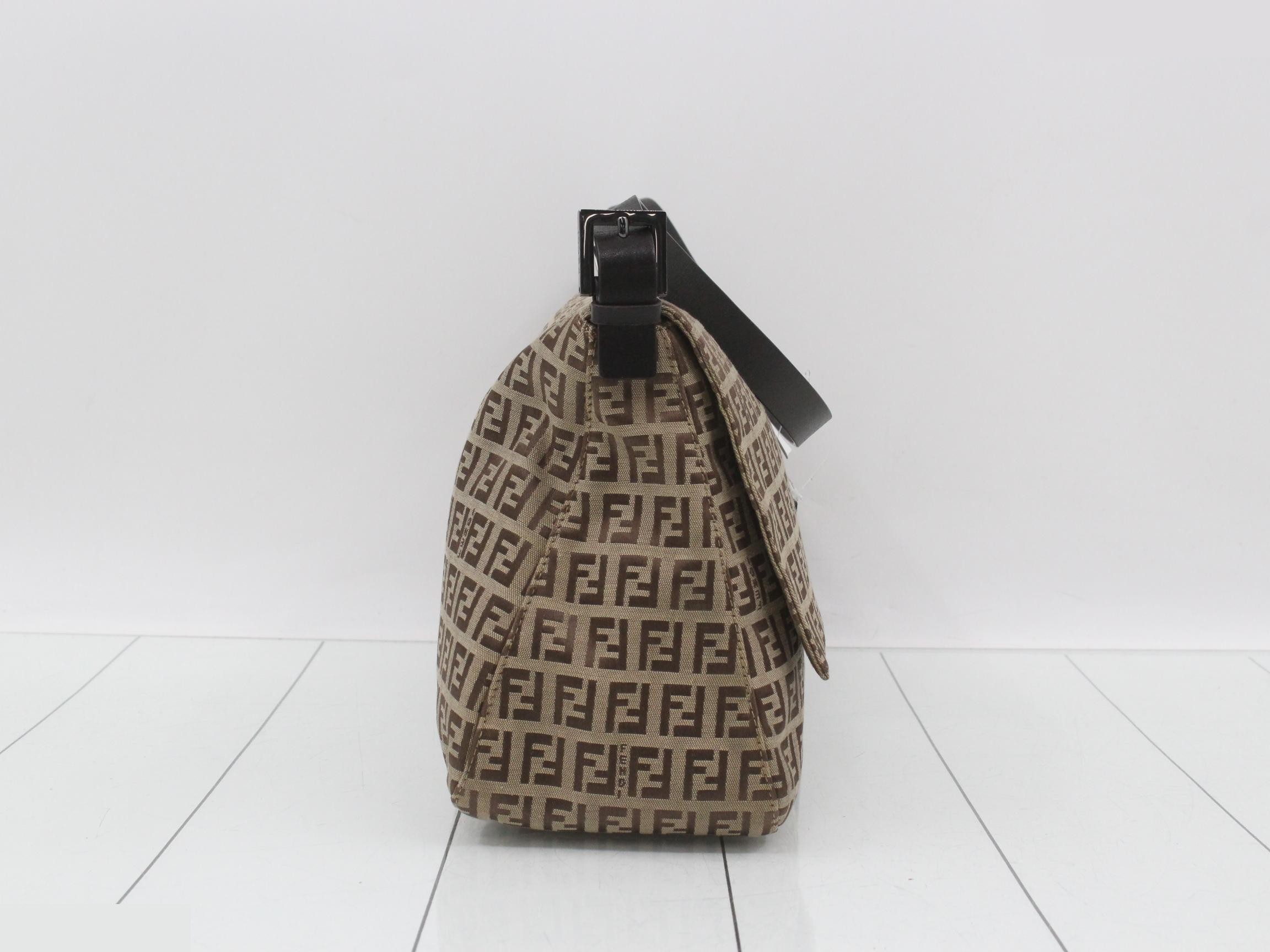 Mamma Bucket 8BR030 Canvas x Leather Shoulder Bag, Beige — view 4