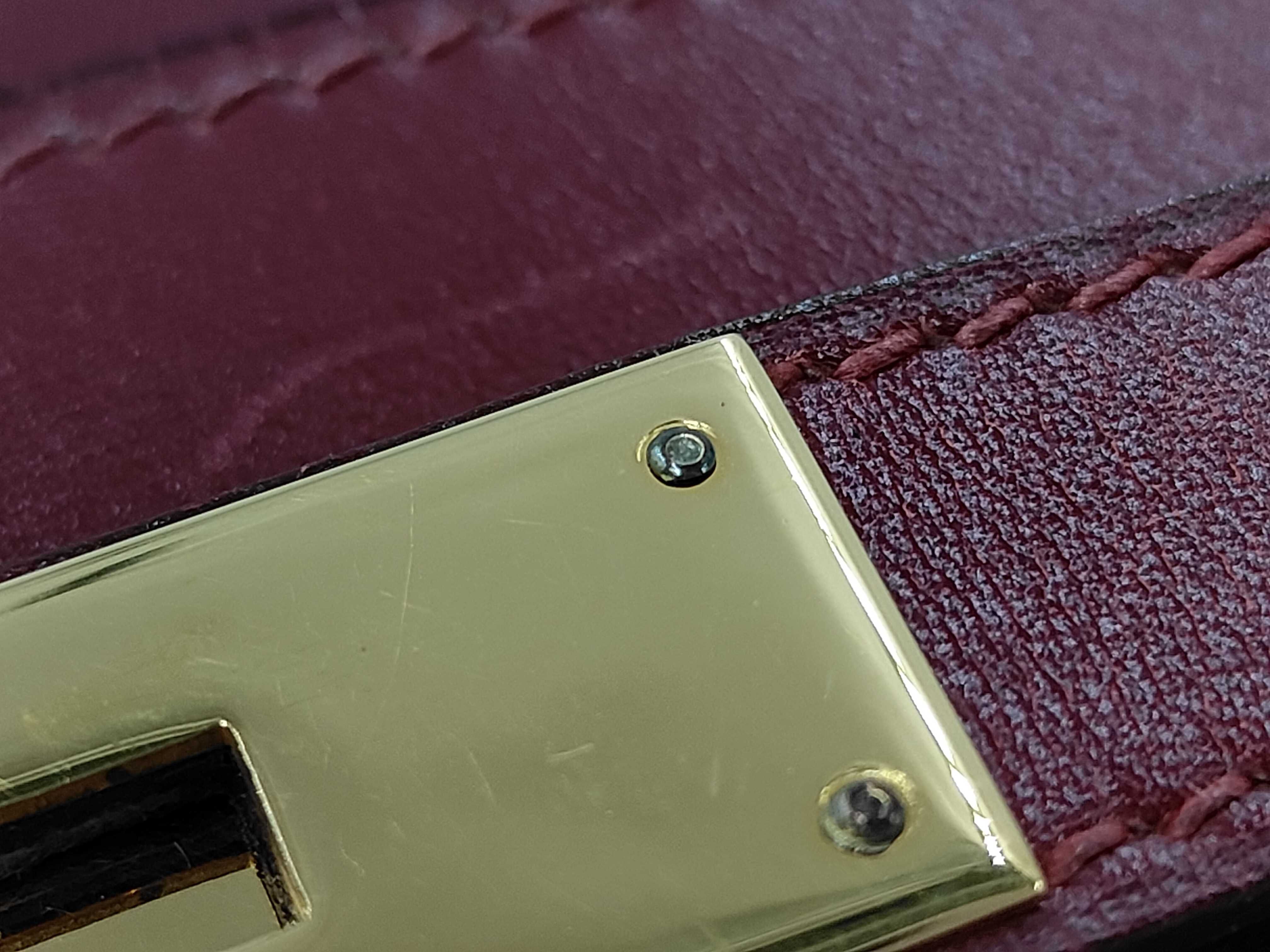 Kelly 28 Rouge Gold Hardware V Handbag — view 12