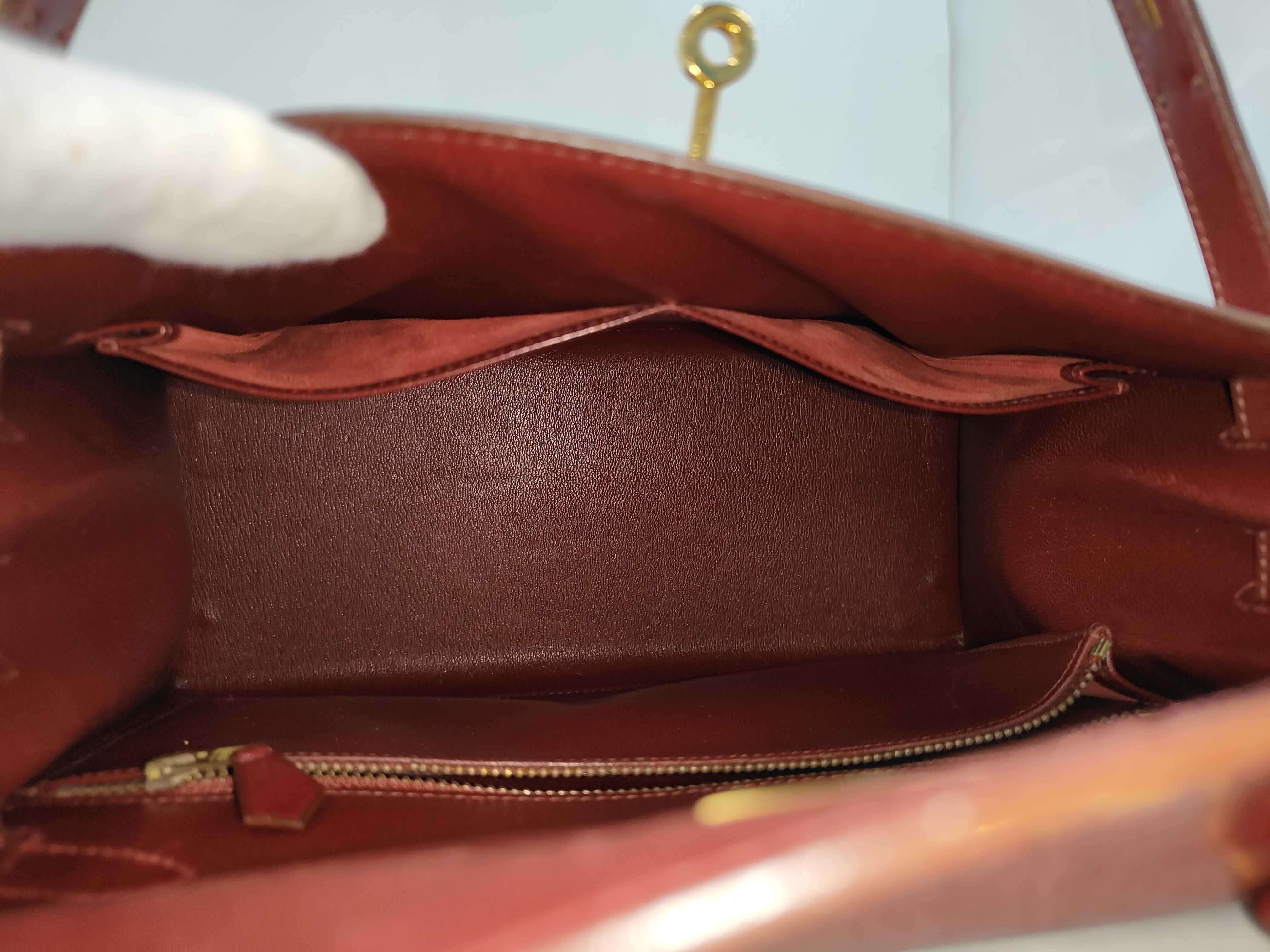 Kelly 28 Rouge Gold Hardware V Handbag — view 8
