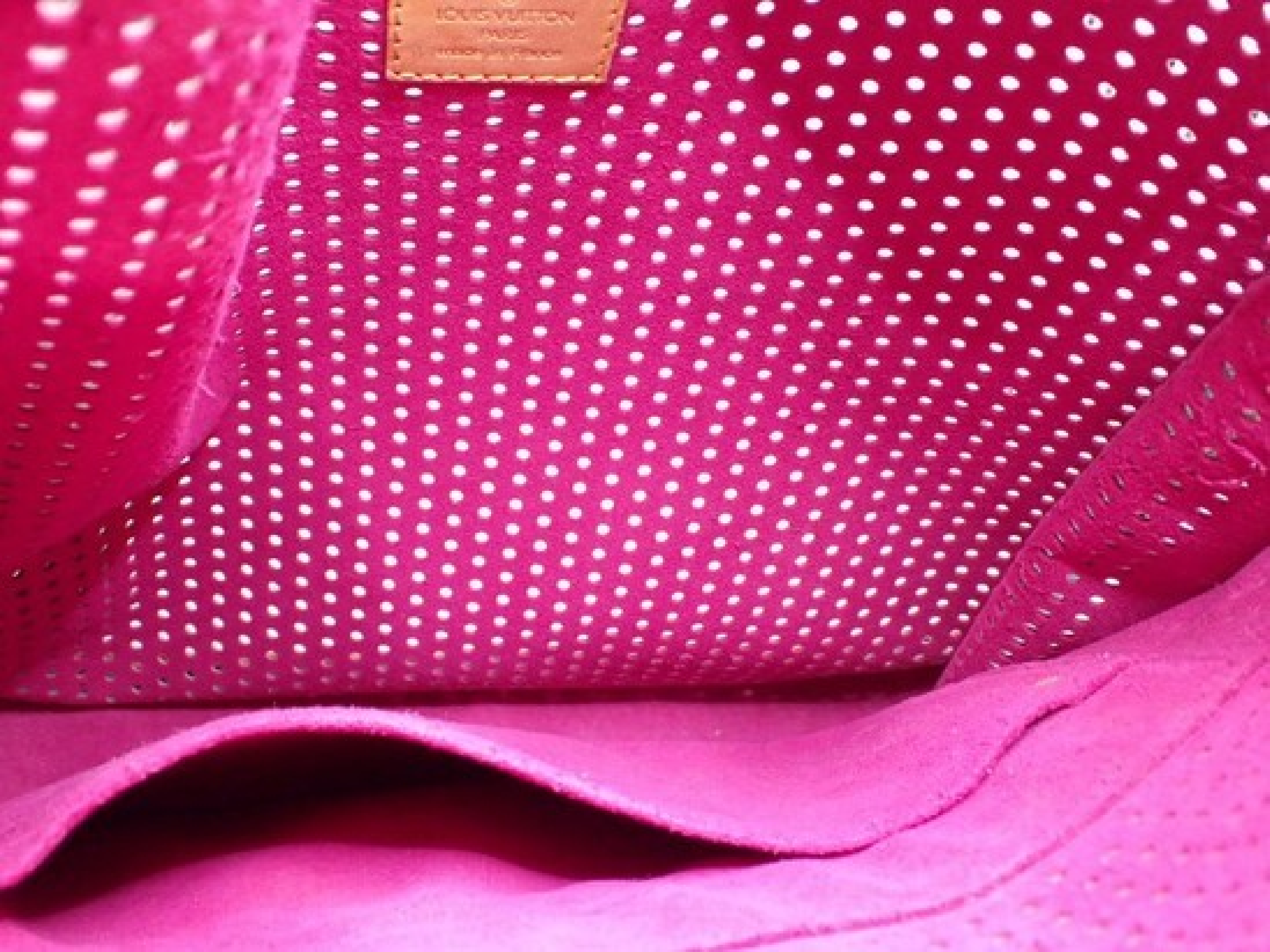 Musette Fuchsia Shoulder Bag — view 6