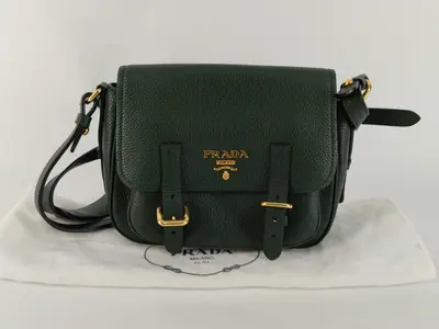 Vitello Daino Leather Shoulder Bag, Black, 1BD092 (Shoulder Bag)
