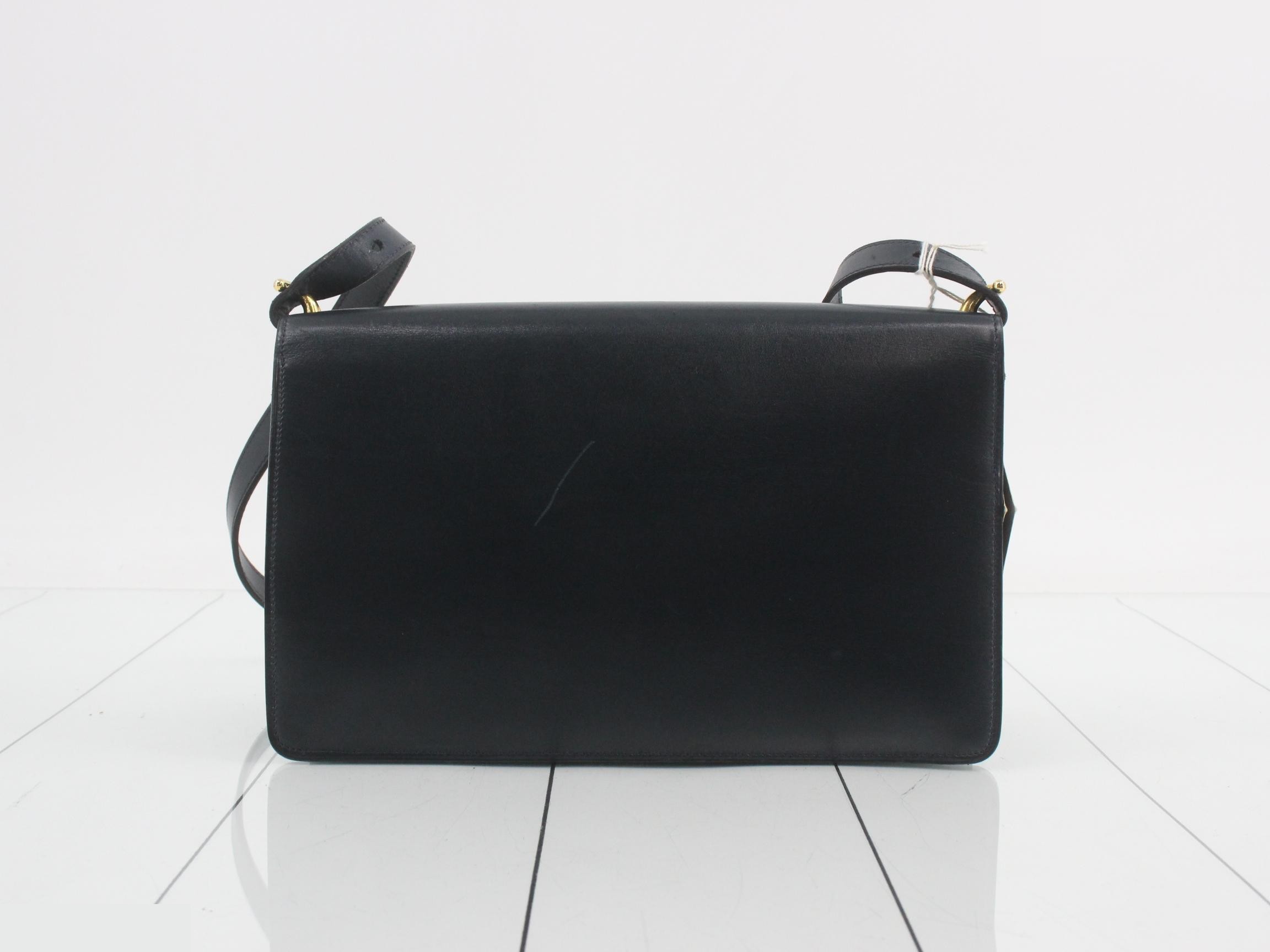 Vintage Leather Shoulder Bag — view 2