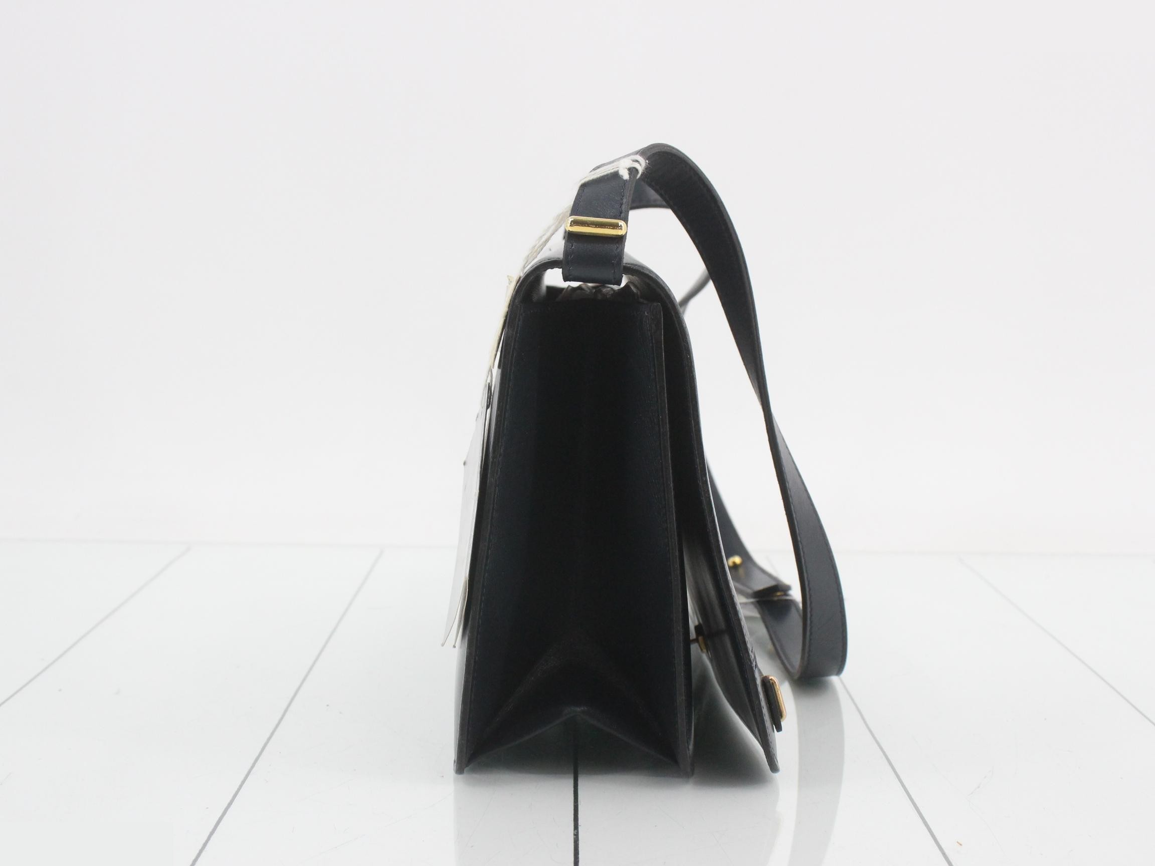 Vintage Leather Shoulder Bag — view 4