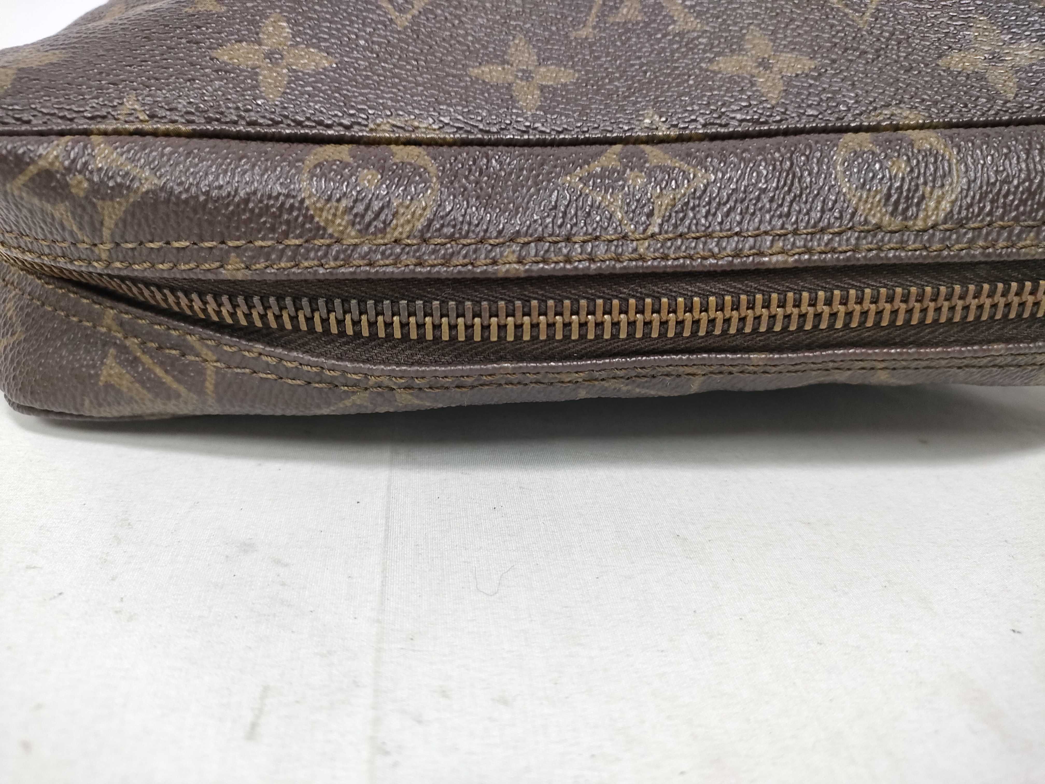 Monogram Lv Trouse Sullet Pouch with Tag — view 9