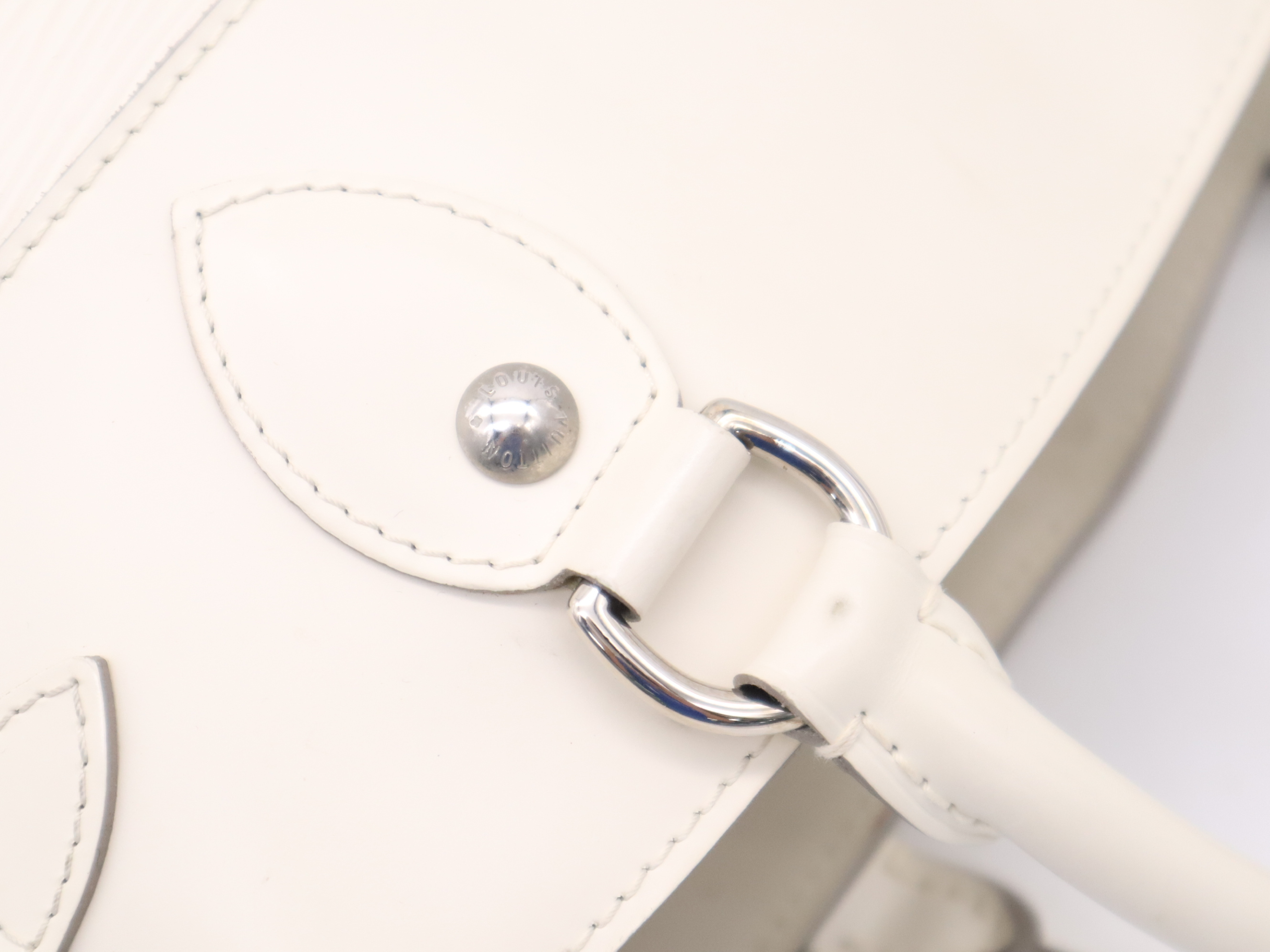 M5926J Epi Passy Ivoire Handbag — view 7