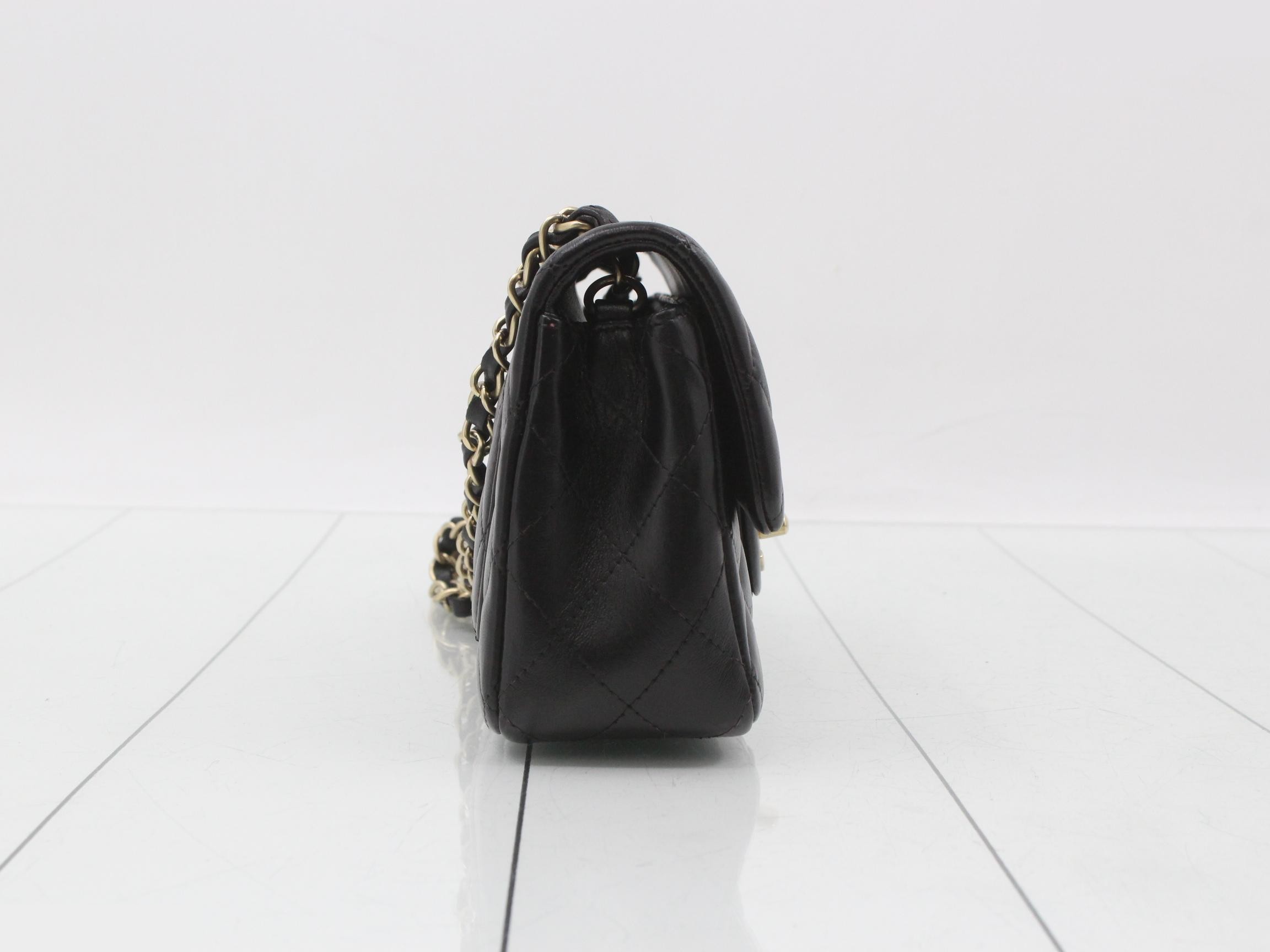 Shoulder bag — view 4