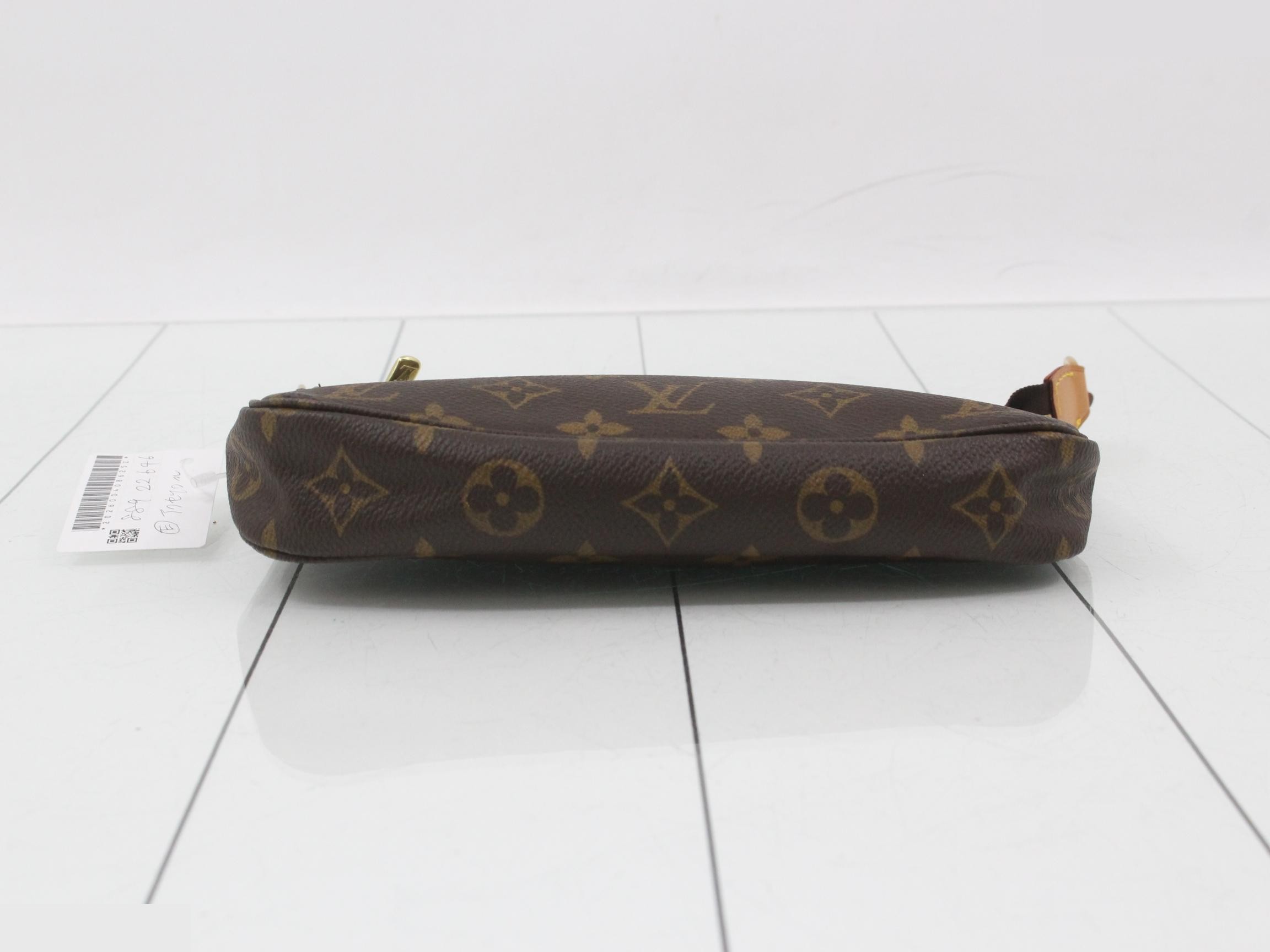 Pochette Accessoires (old model) — view 3