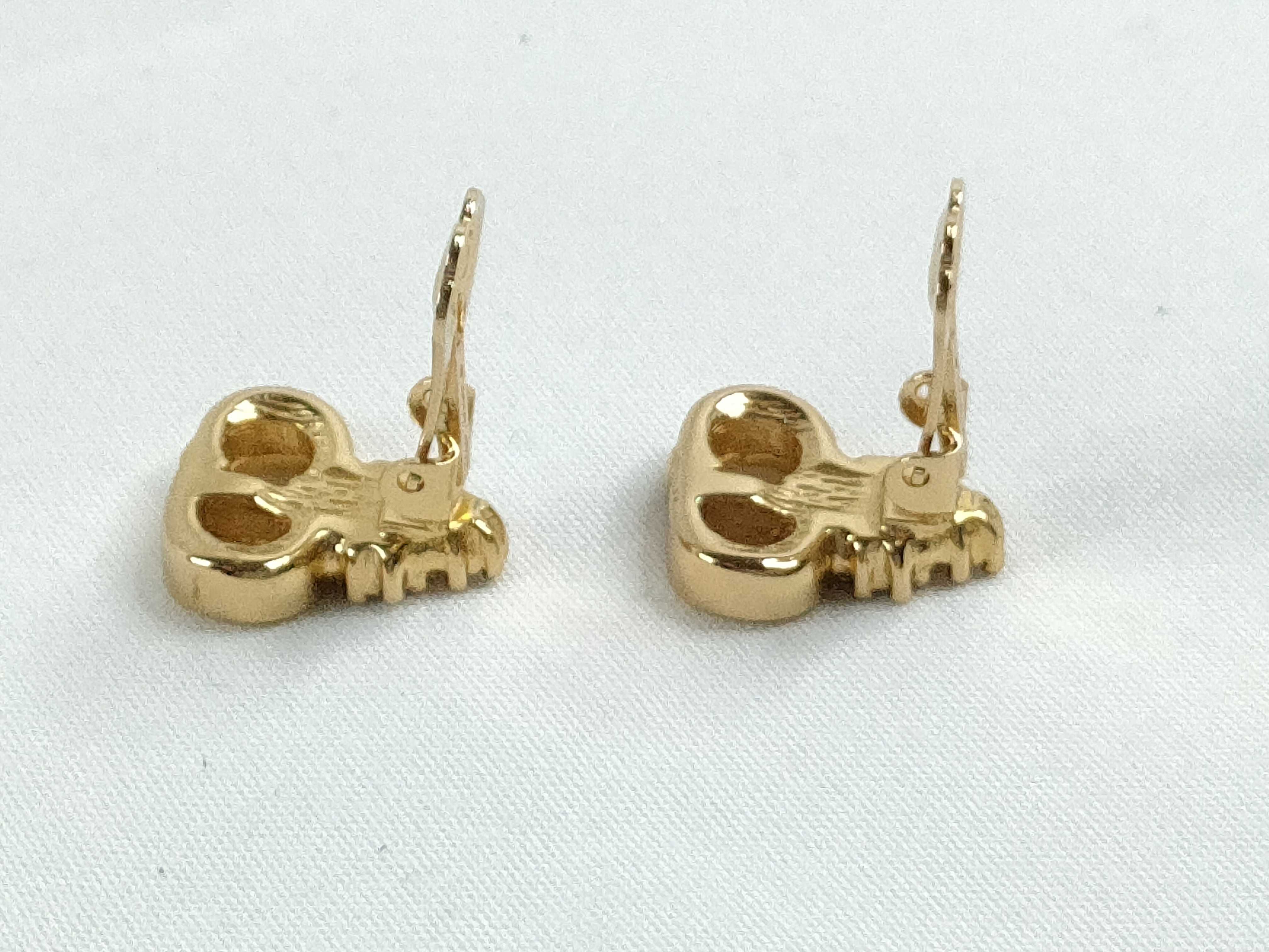 earrings — view 3