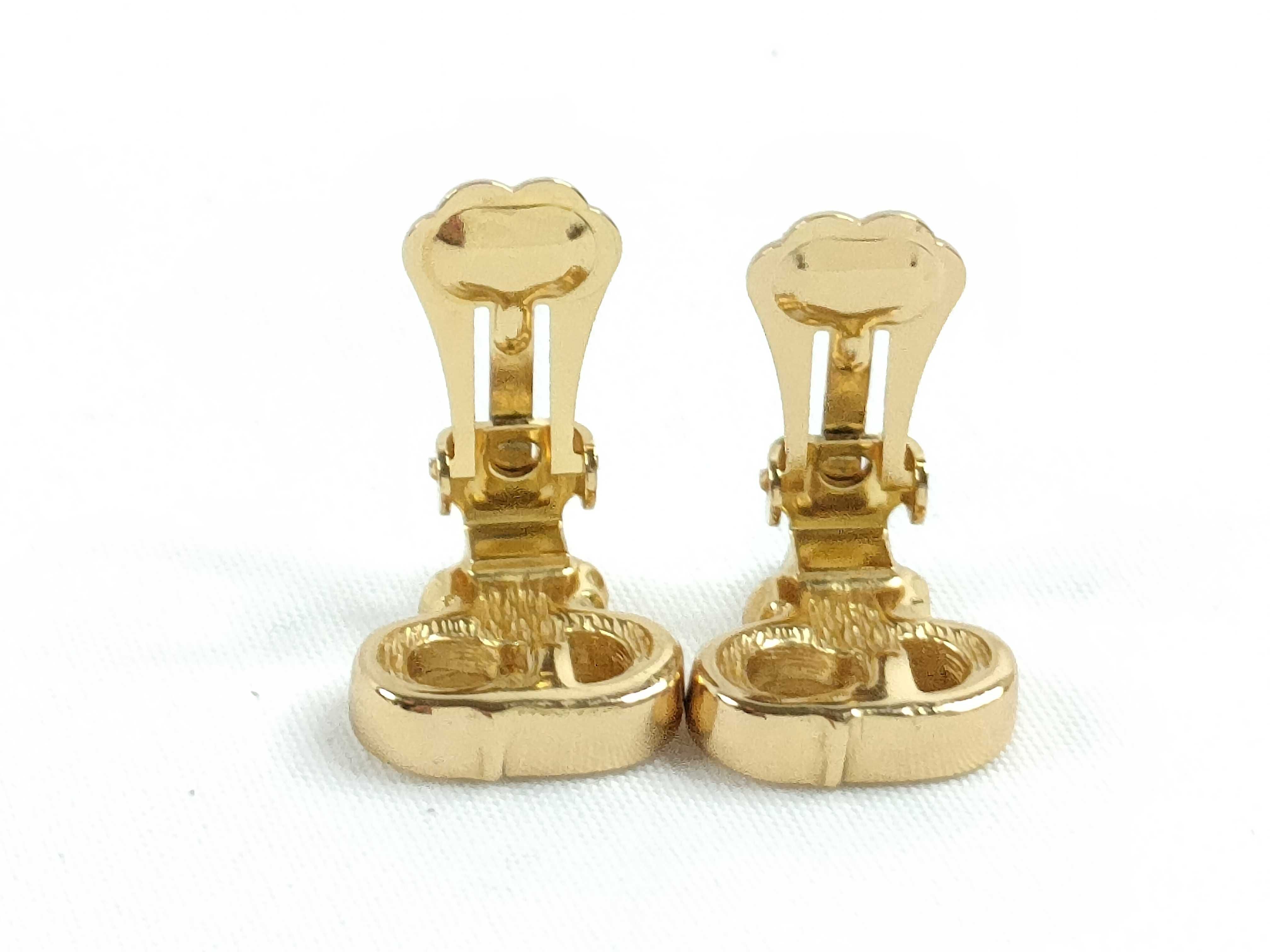 earrings — view 4