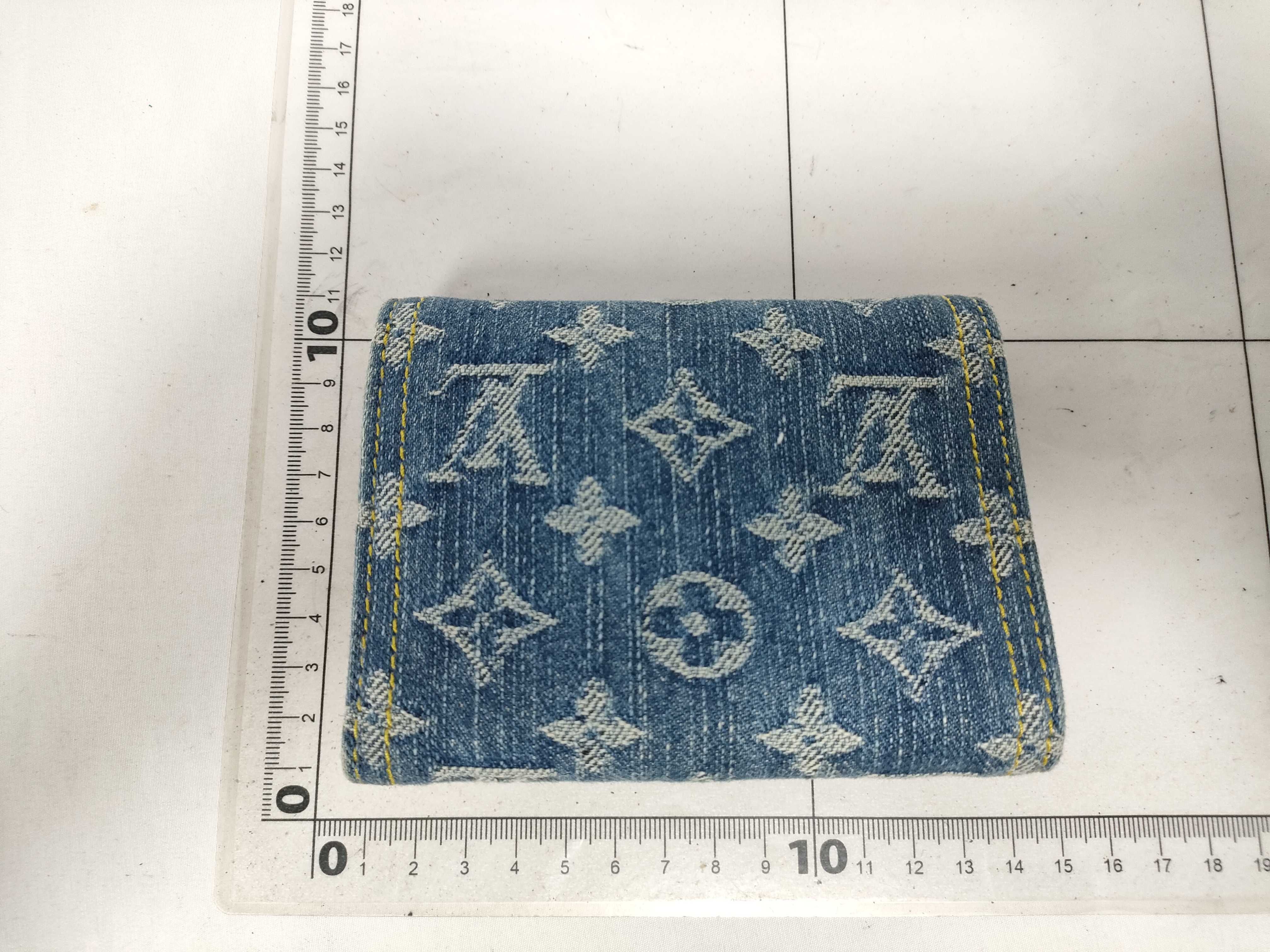 Monogram Remix Portefeuille Victorine Wallet — view 2