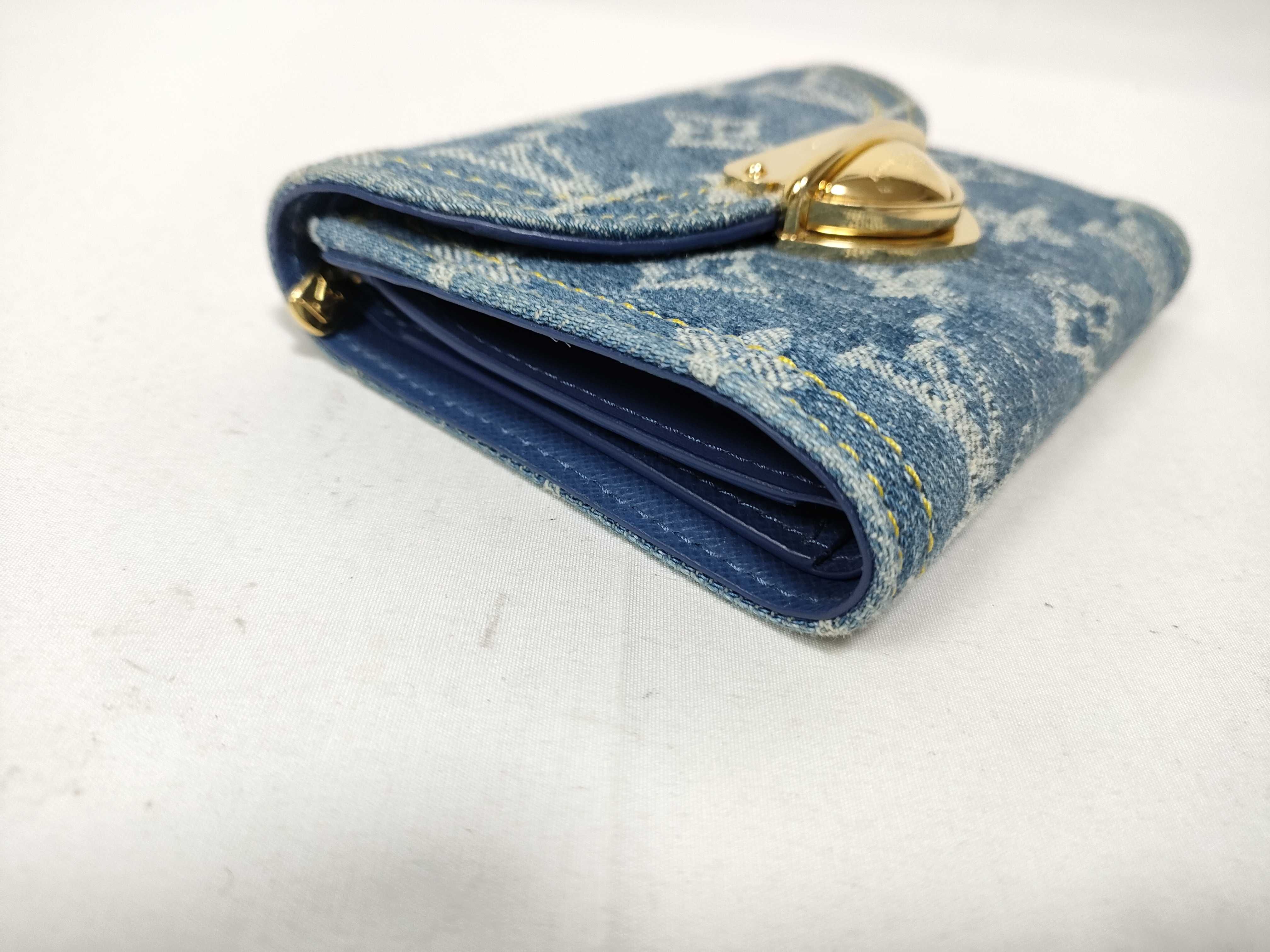 Monogram Remix Portefeuille Victorine Wallet — view 7