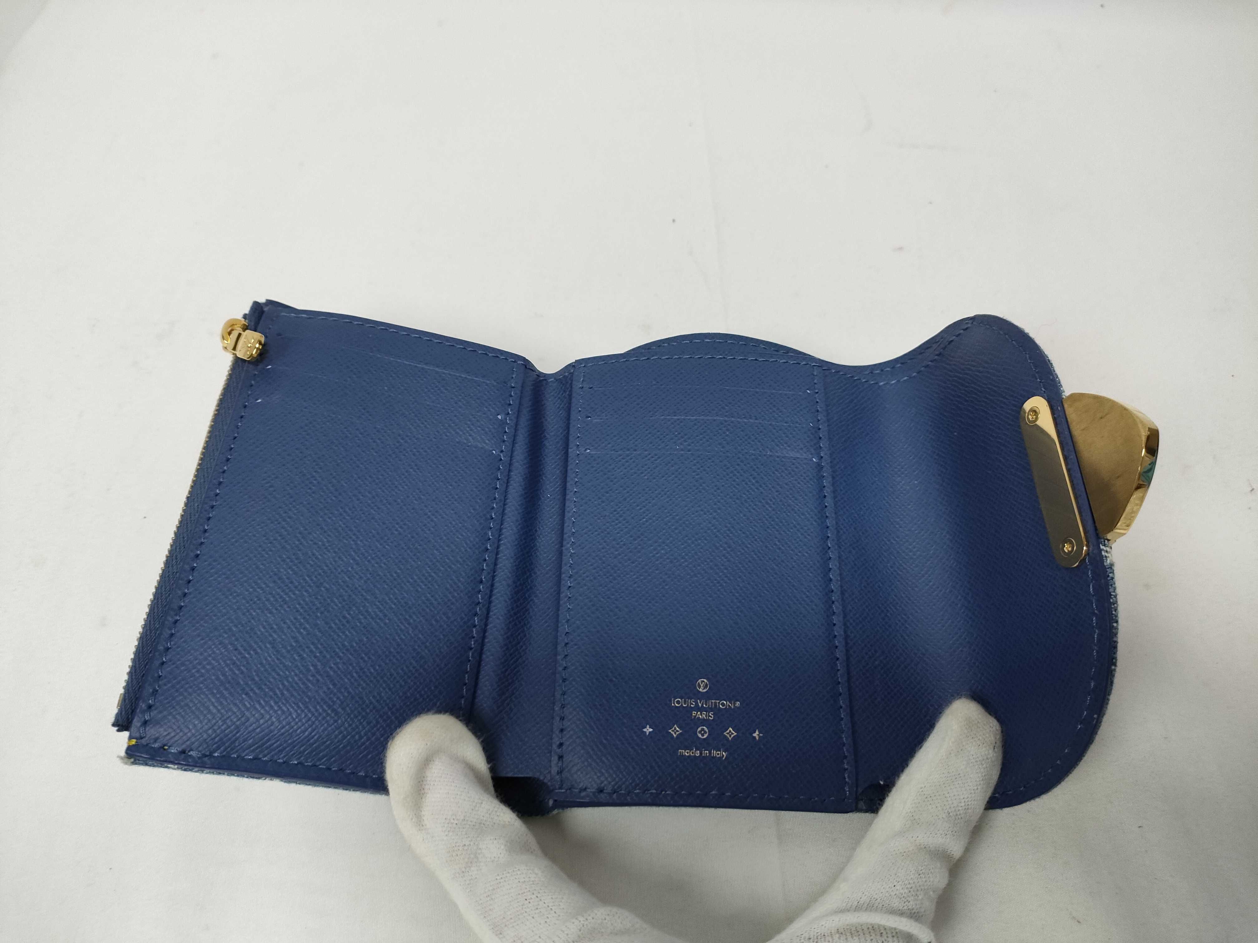 Monogram Remix Portefeuille Victorine Wallet — view 9