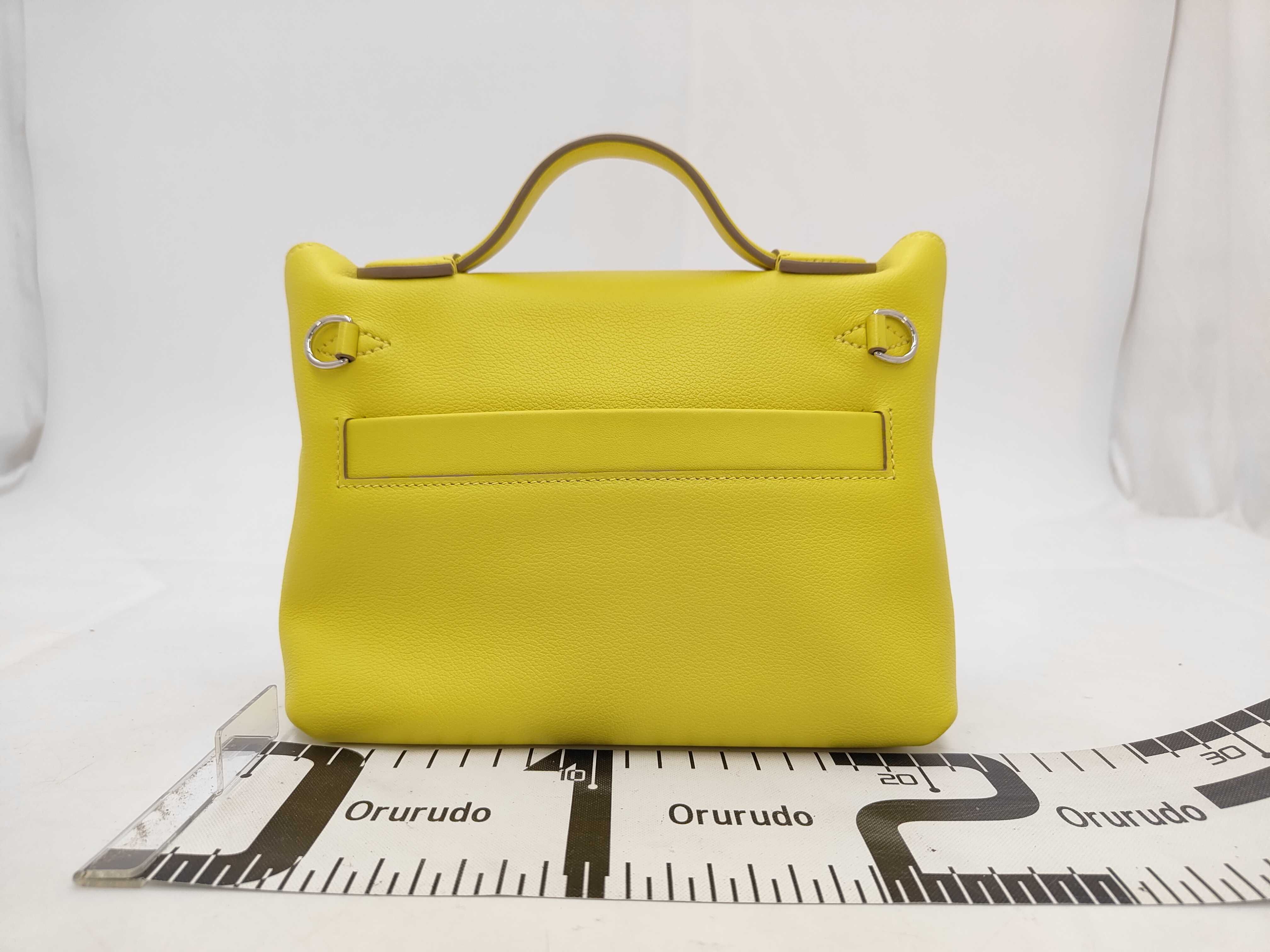 Vanquatrième Mini 21 24/24 Yellow Silver Hardware B Stamp: 2023 Handbag — view 2