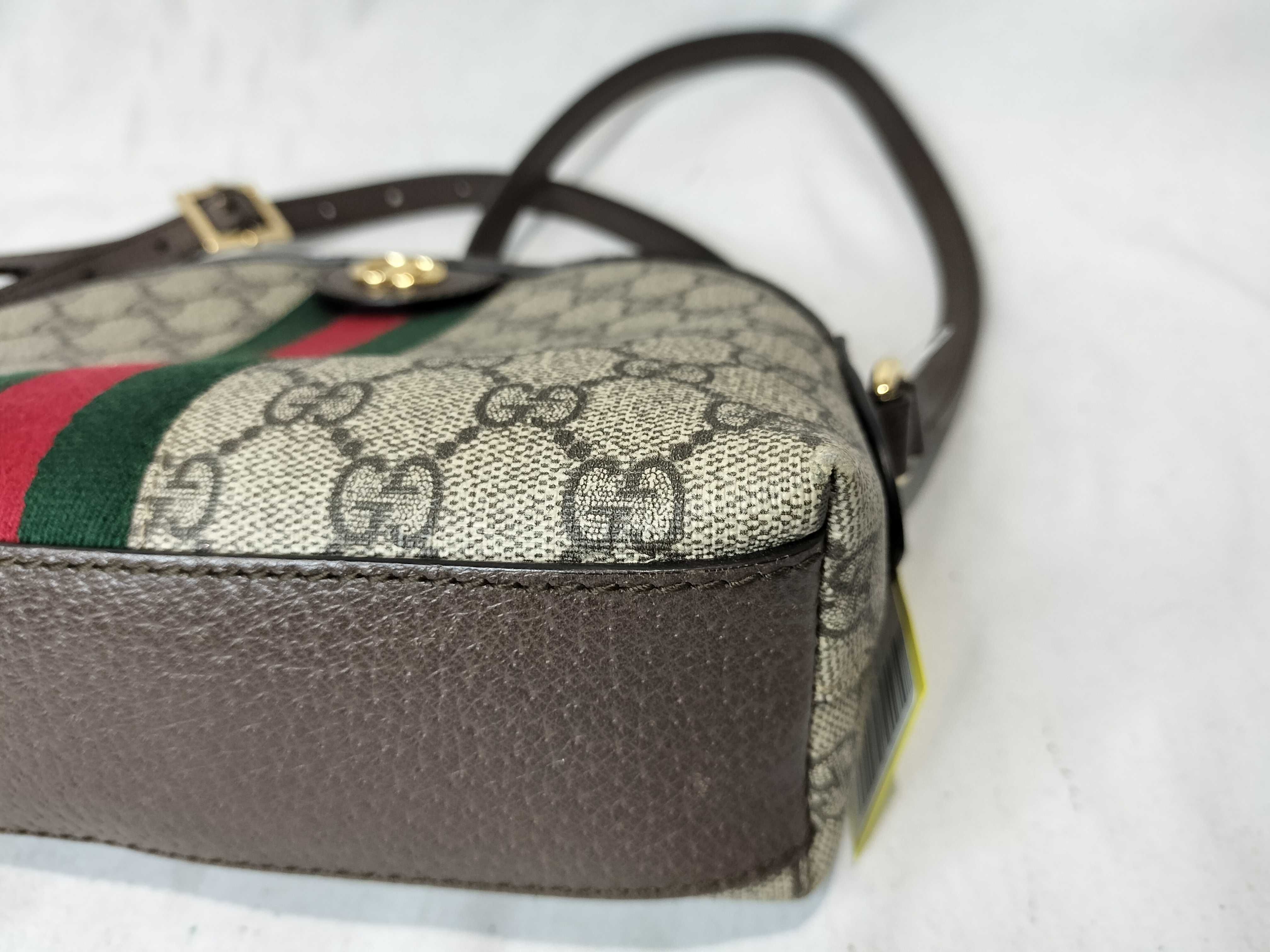GG Supreme Sherry Shoulder Bag — view 7