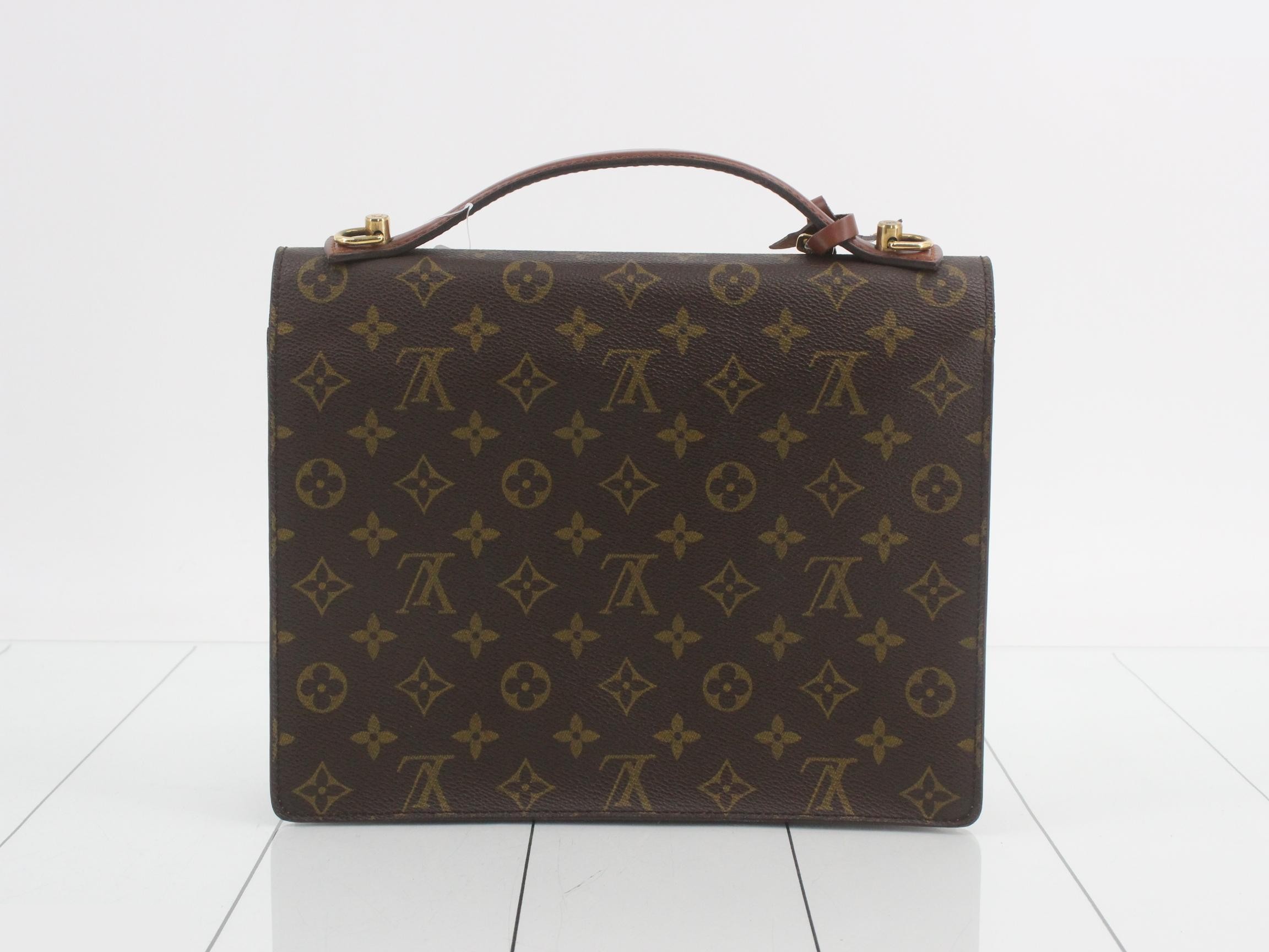 Monceau A20963, includes strap and 2 keys. — view 2