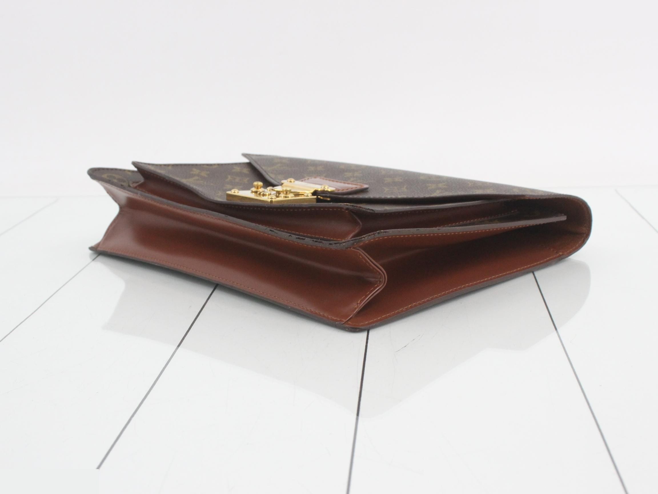 Monceau A20963, includes strap and 2 keys. — view 6