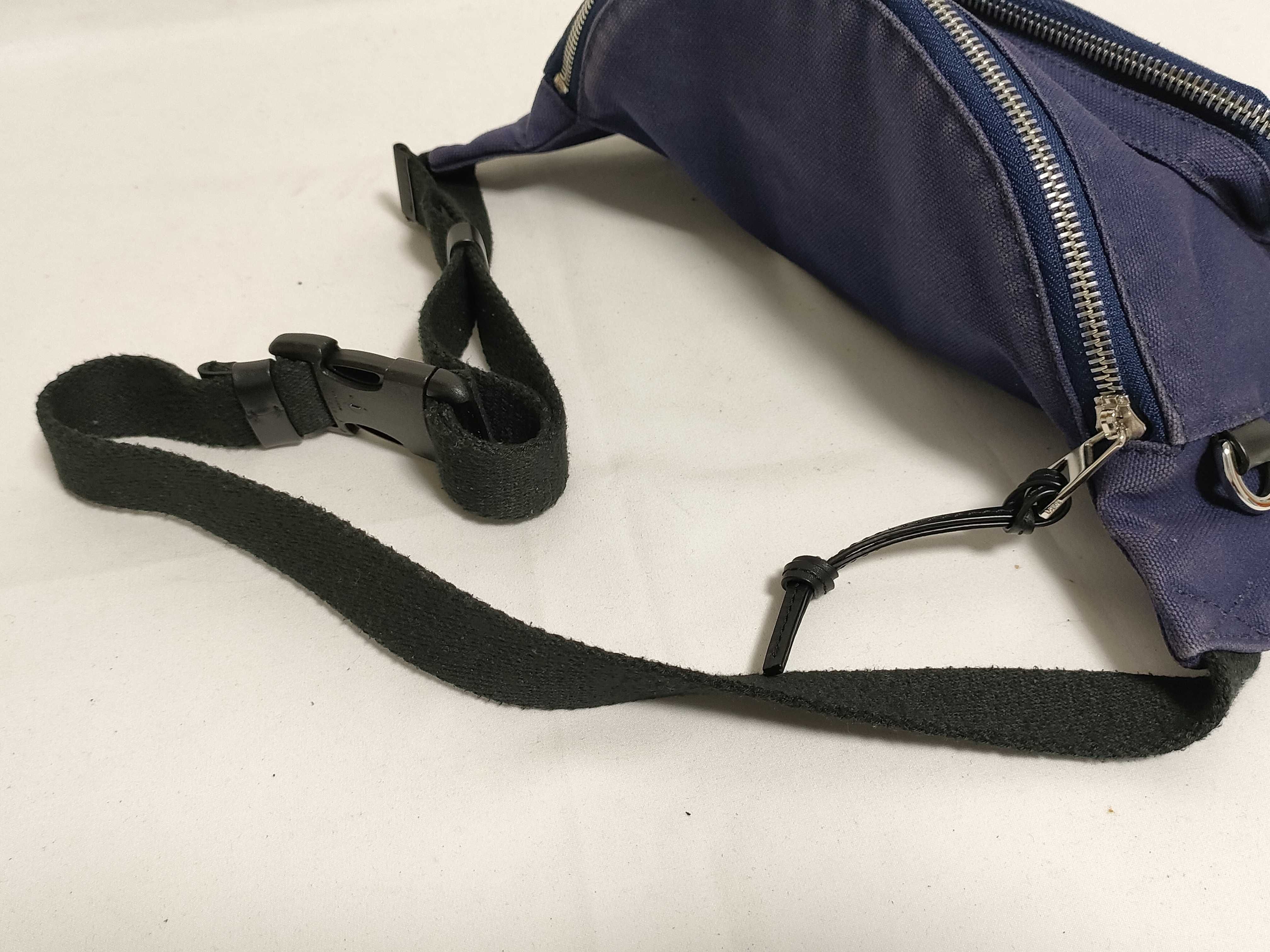 Body Bag Canvas Navy Bag — view 5