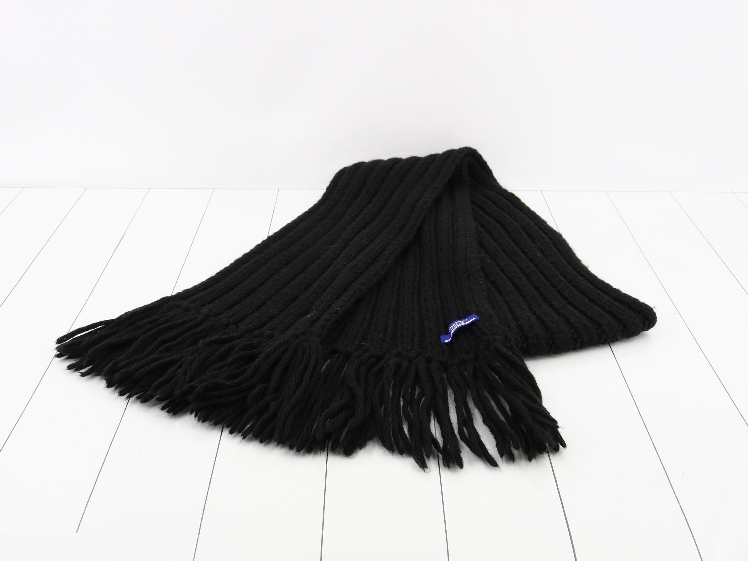 muffler — view 2