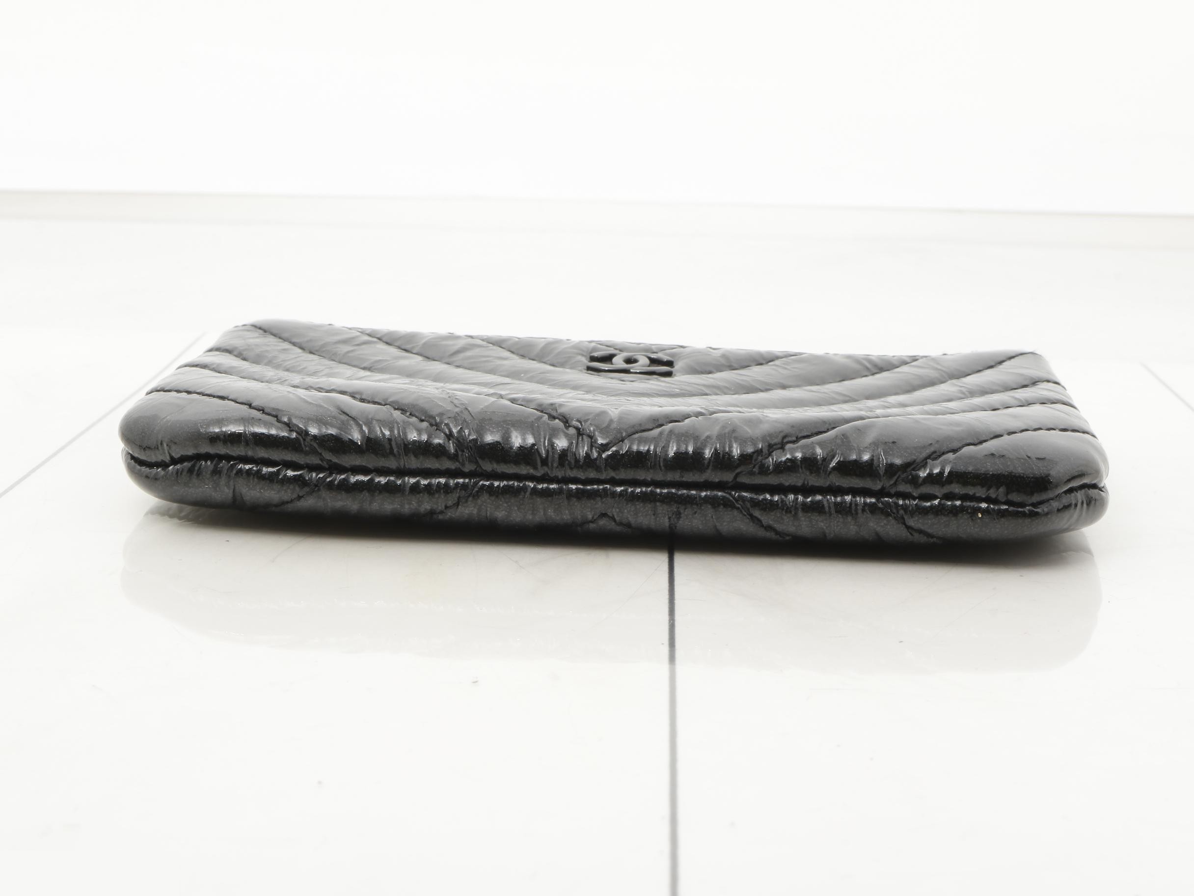 Enamel (bag)/case - sticker removed — view 3