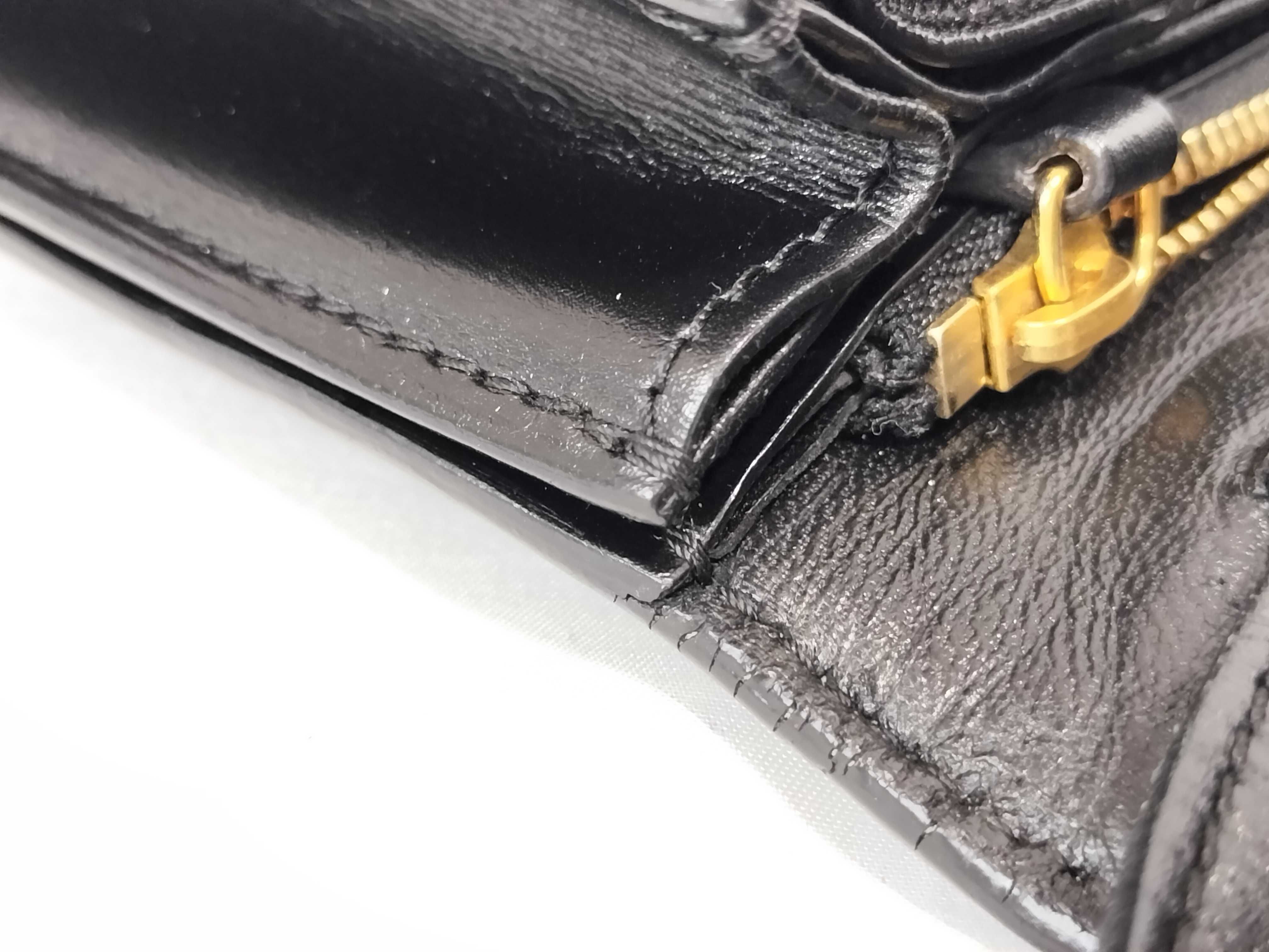 Classic Box Shoulder Bag — view 9