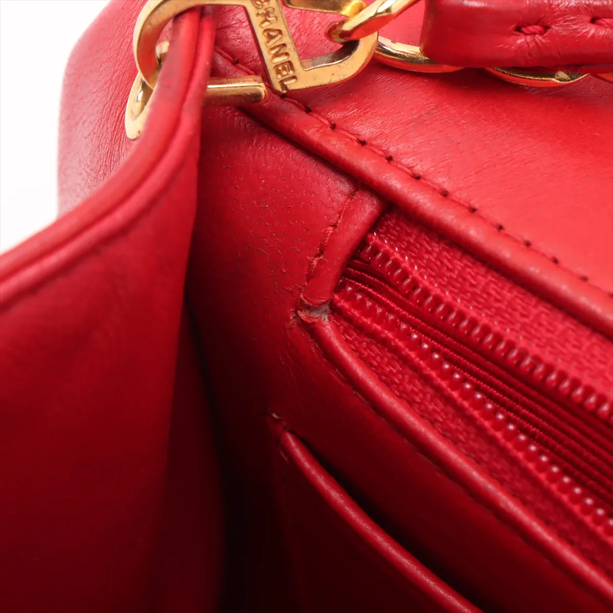 Matelasse Lambskin Single Flap Single Chain Bag Diana Flap Red Gold Hardware 2625435 2nd Edition — view 10