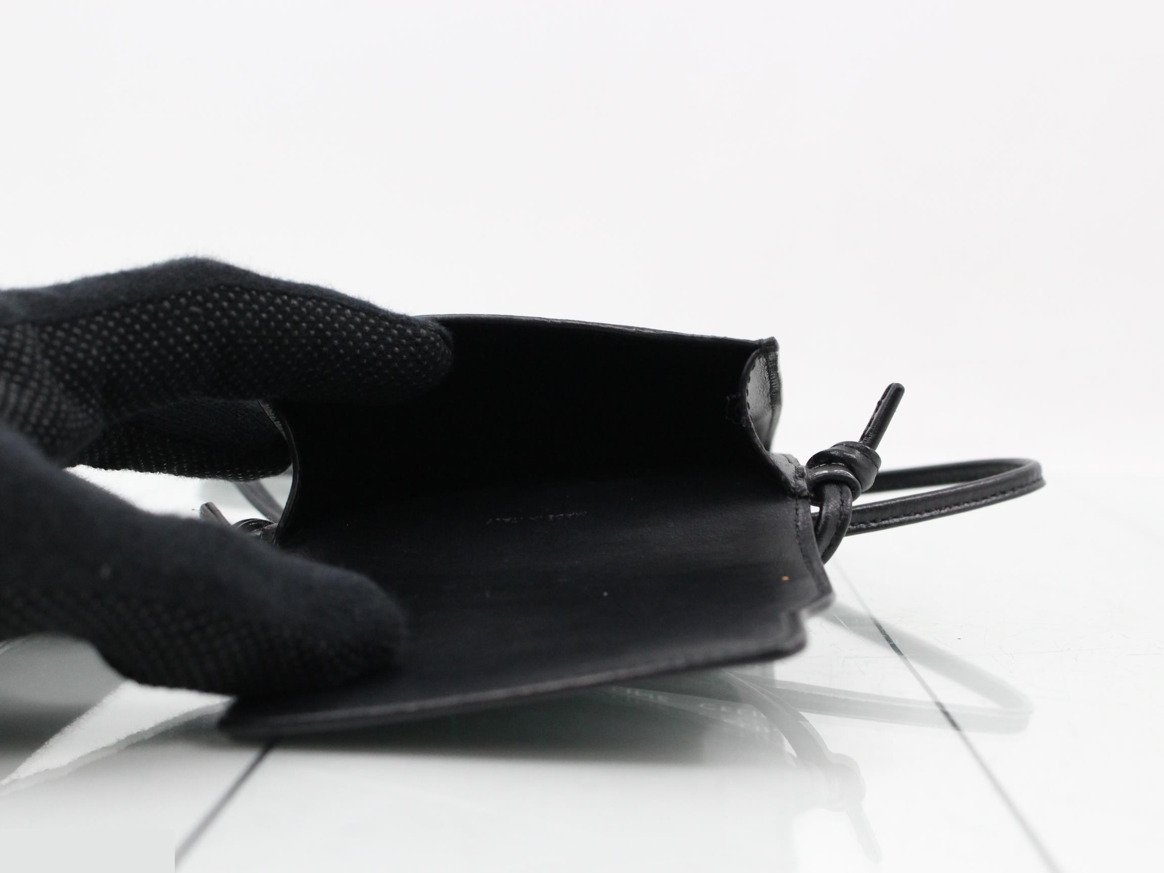 phone pouch/smartphone shoulder bag with logo, black, tag included. — view 4