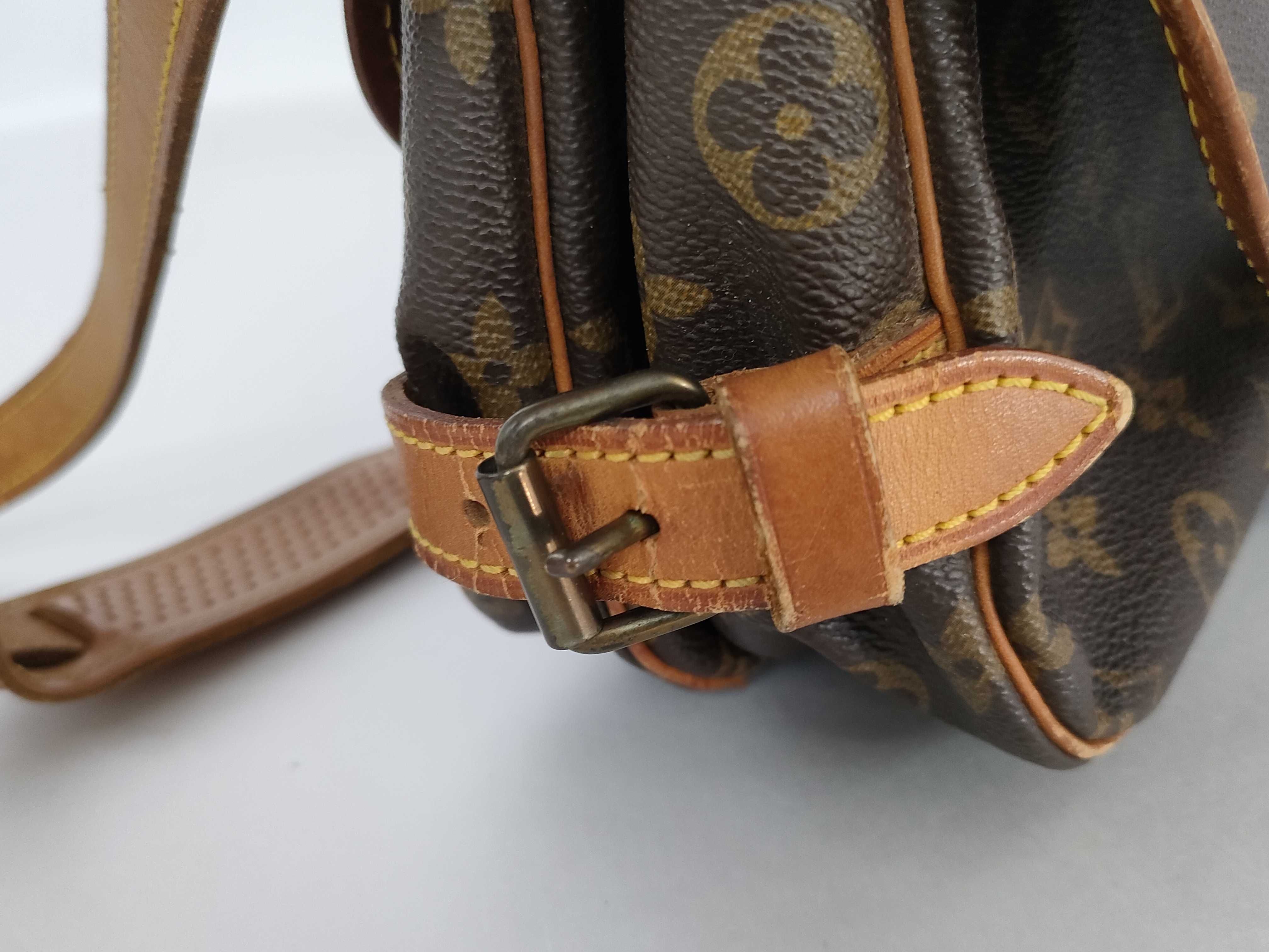Monogram LV Vuitton Saumur 30 Shoulder Bag — view 15