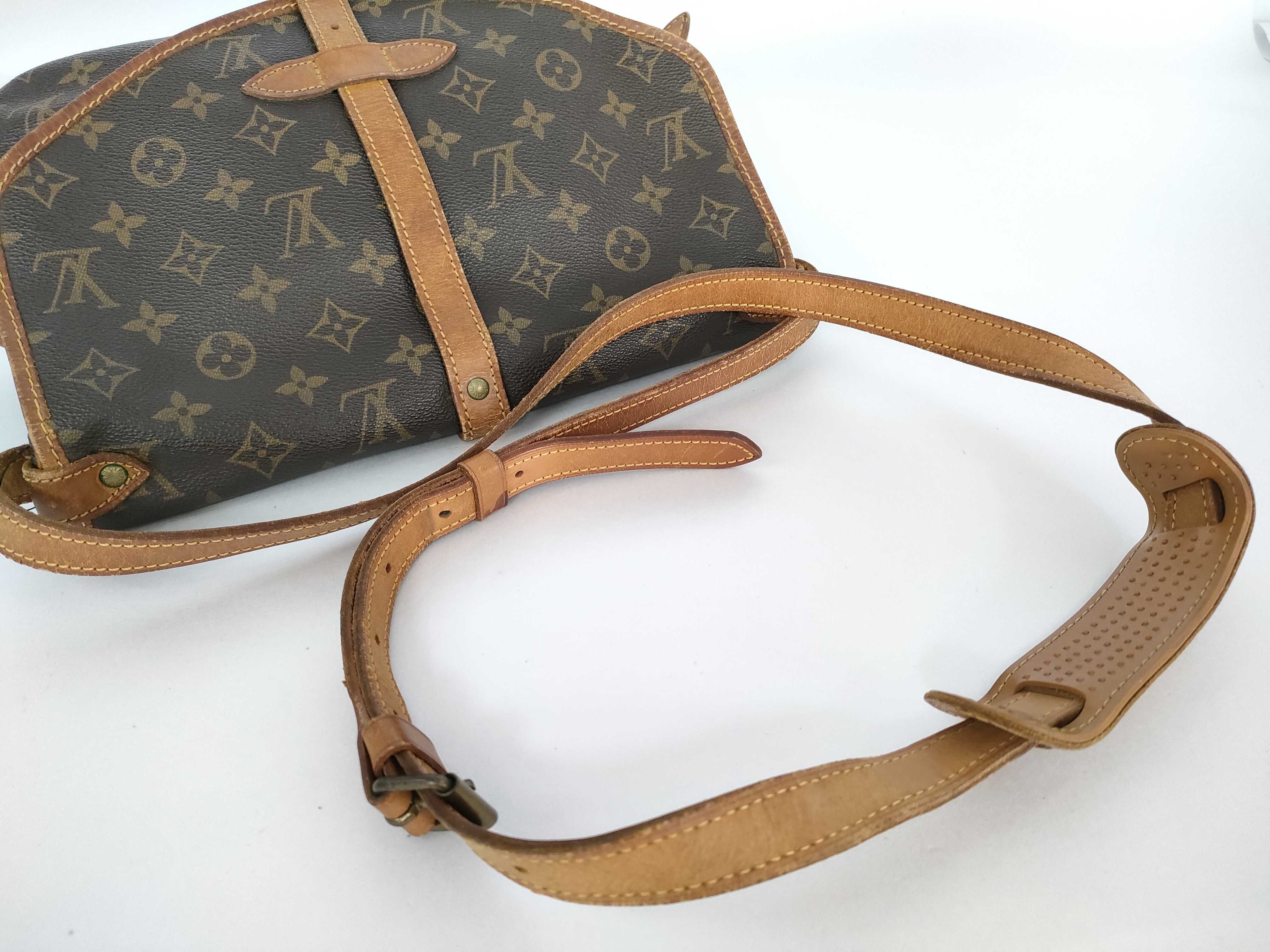 Monogram LV Vuitton Saumur 30 Shoulder Bag — view 3