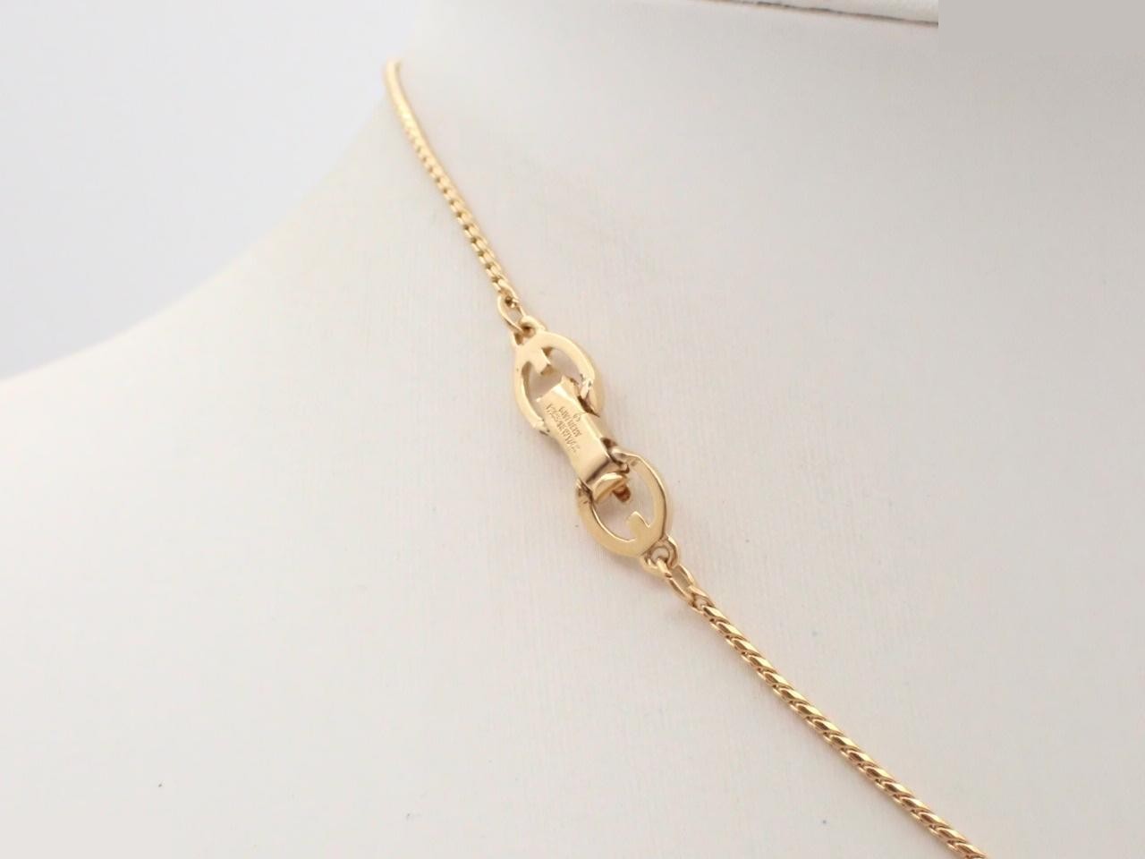 Other line: Precious metals, necklaces, pendants, neck circumference approximately 41 cm. — view 2