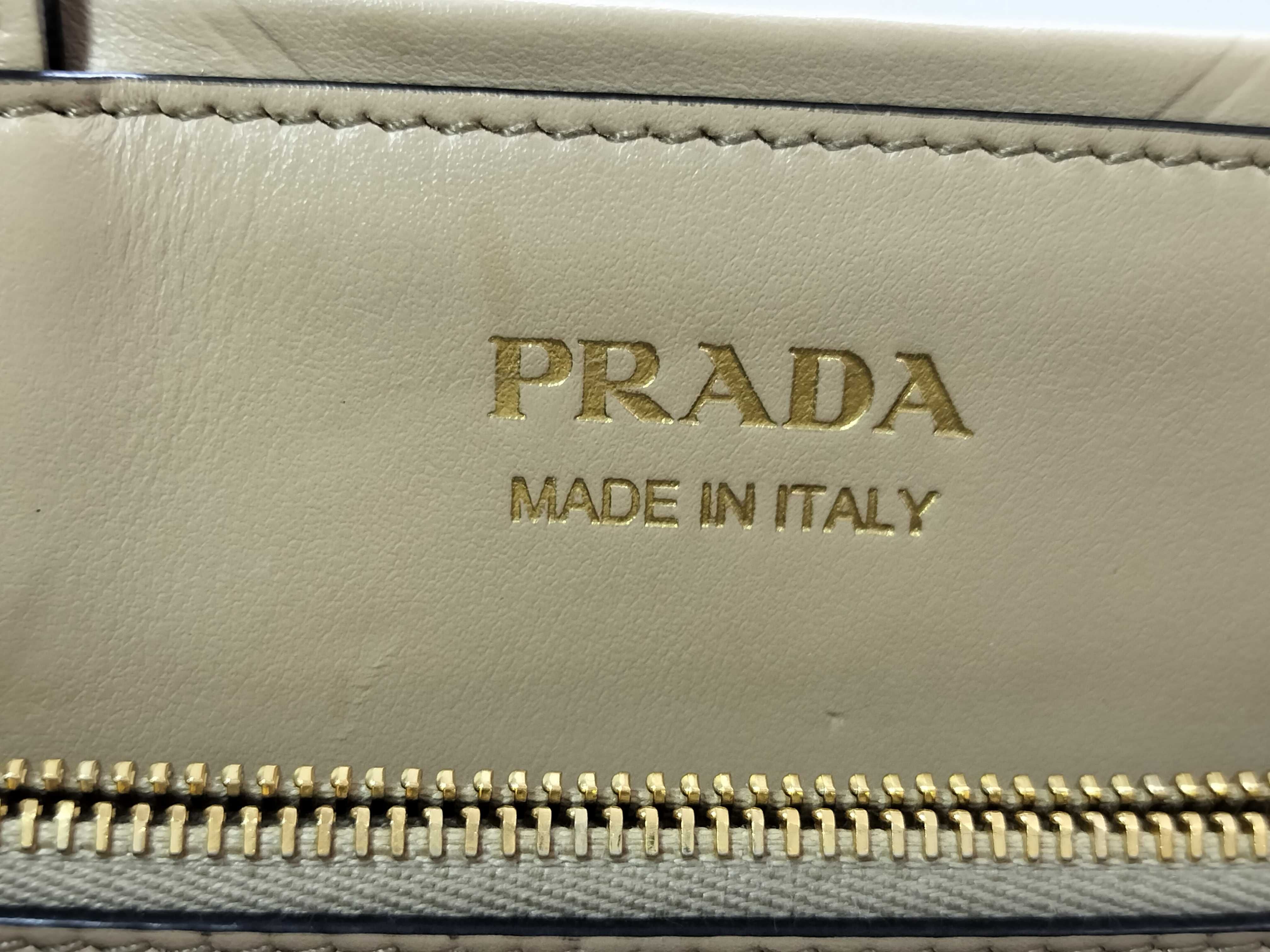 handbag — view 8