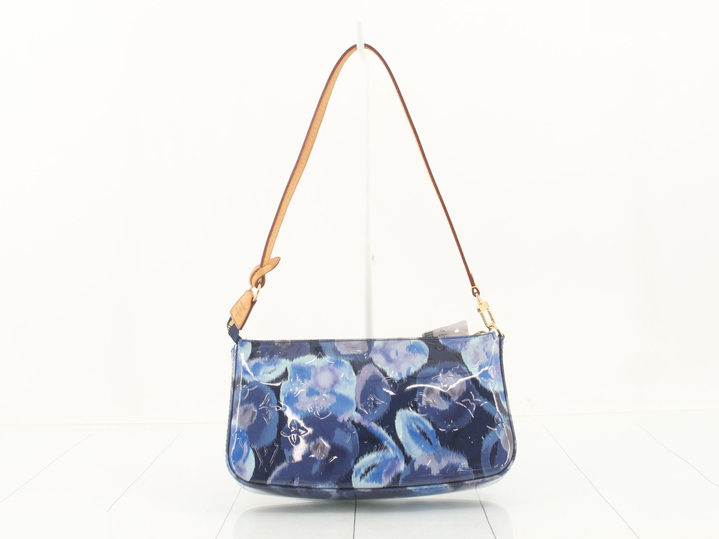 Ikat Flower Pochette Accessoires — view 2