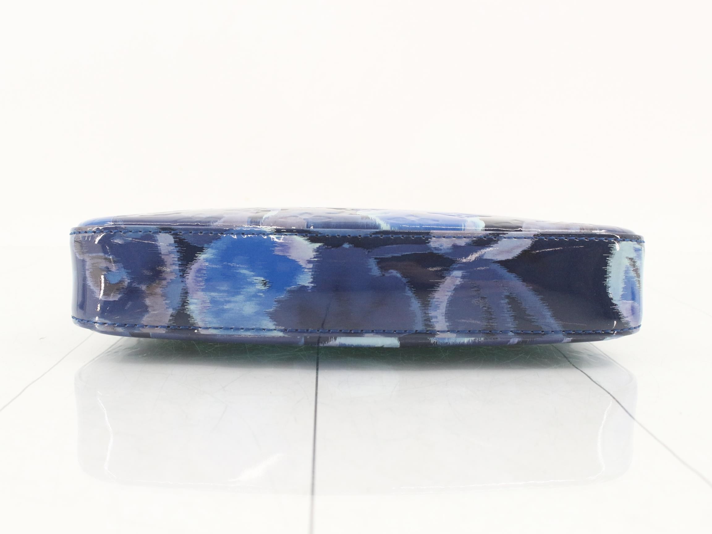 Ikat Flower Pochette Accessoires — view 3