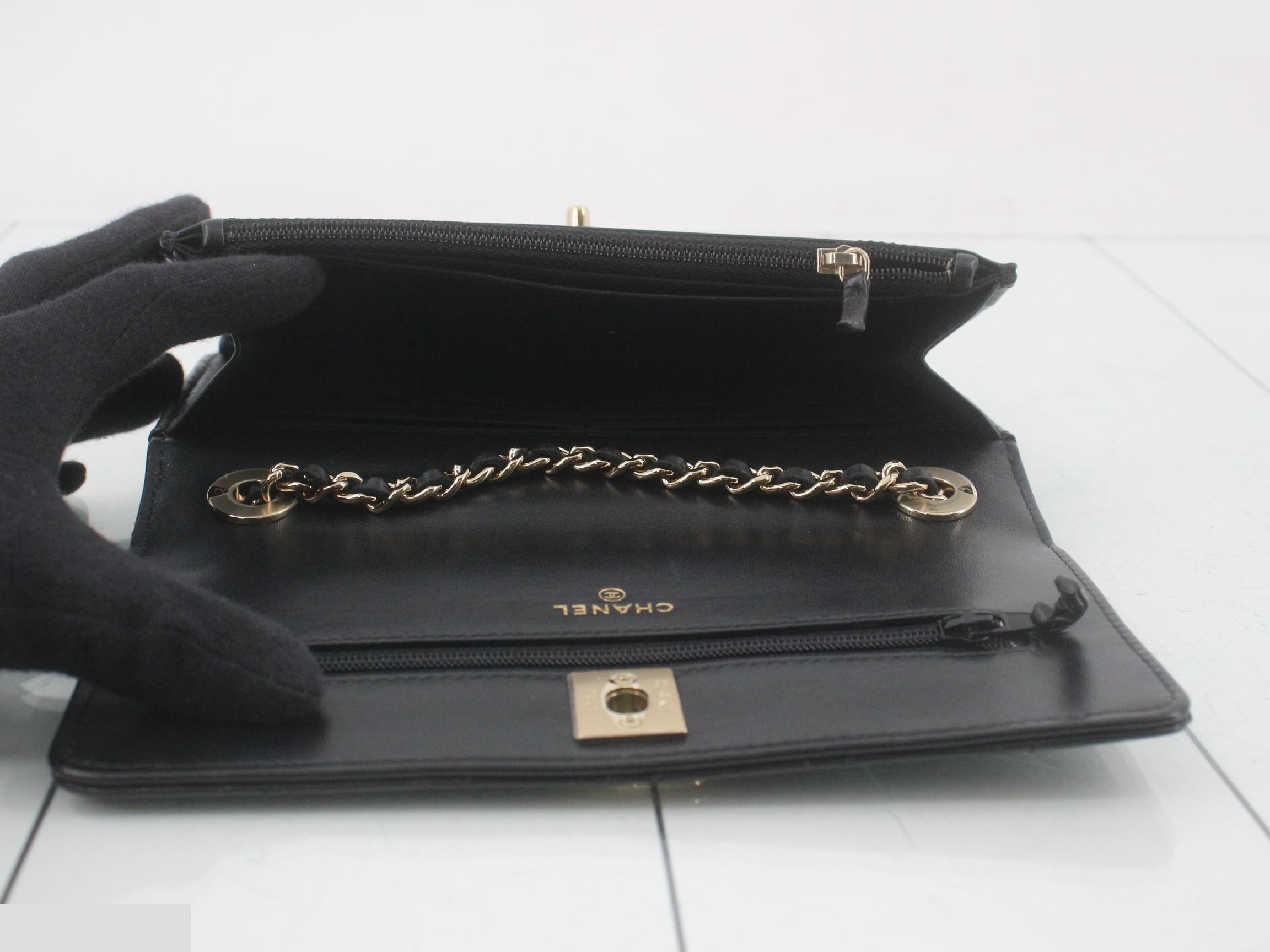 Trendy CC Lambskin Chain Wallet — view 4