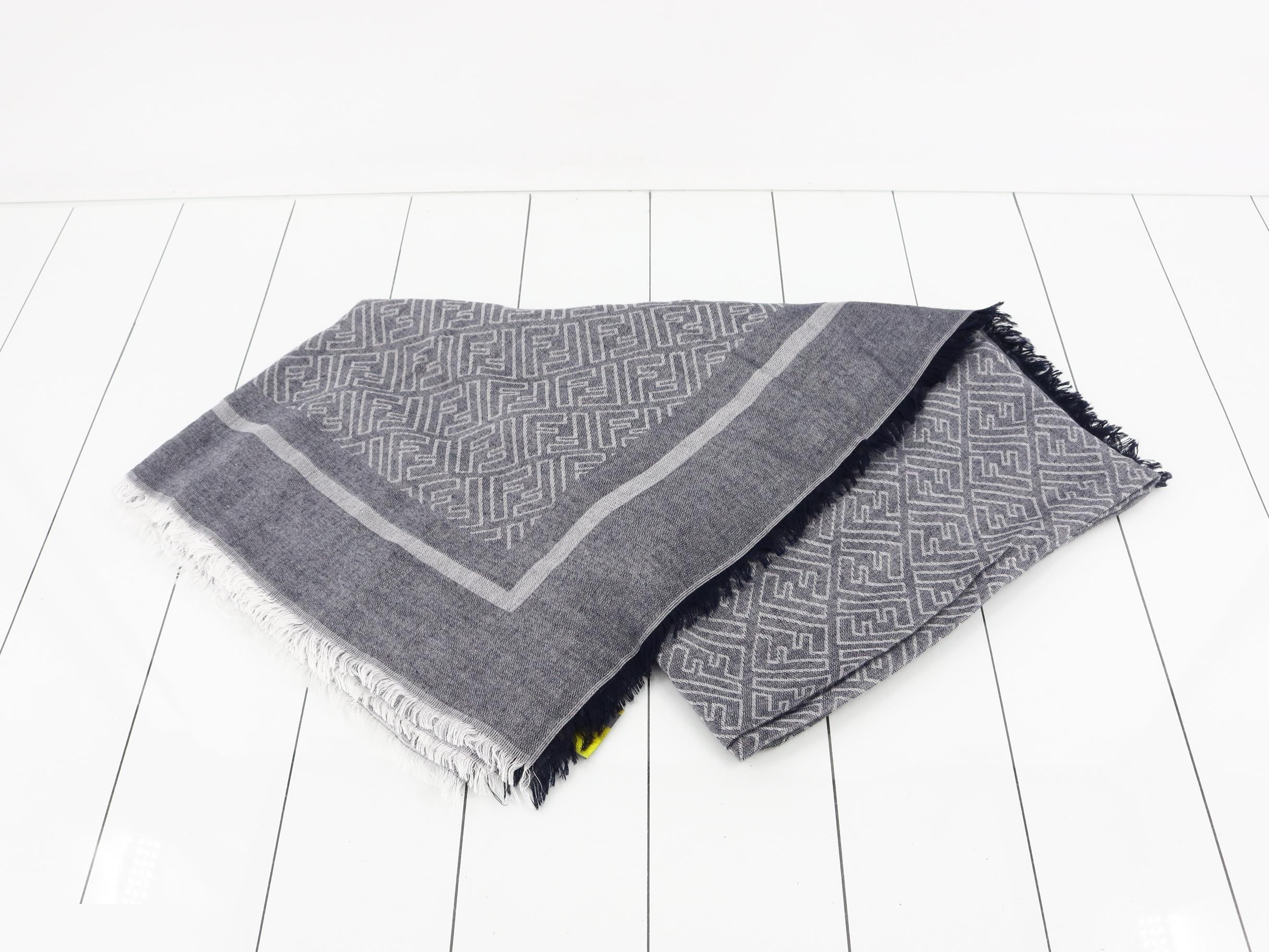 Zucca FF Jacquard Scarf, Gray — view 3