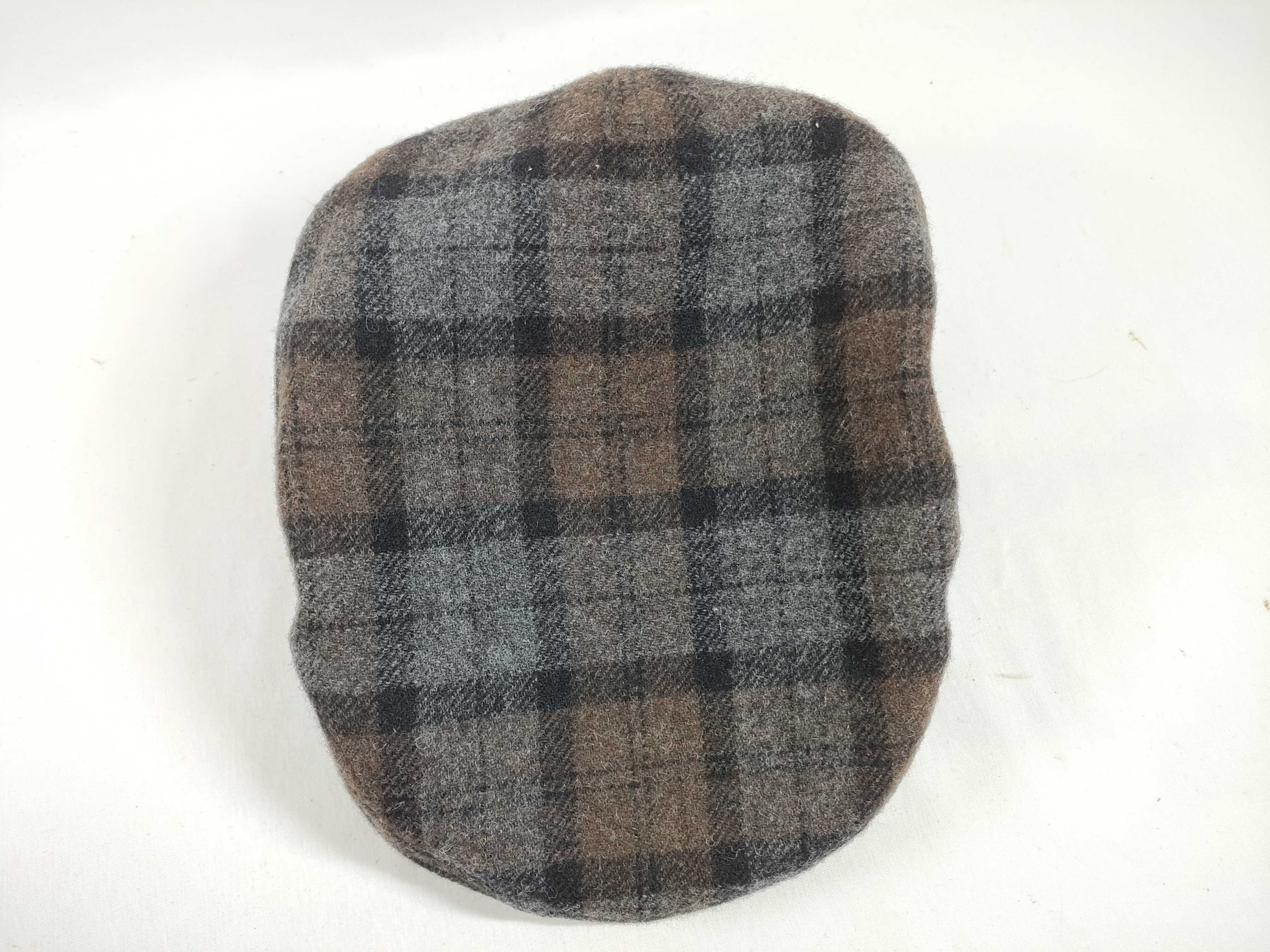 Black Label Hunting Cap and other accessories — view 4
