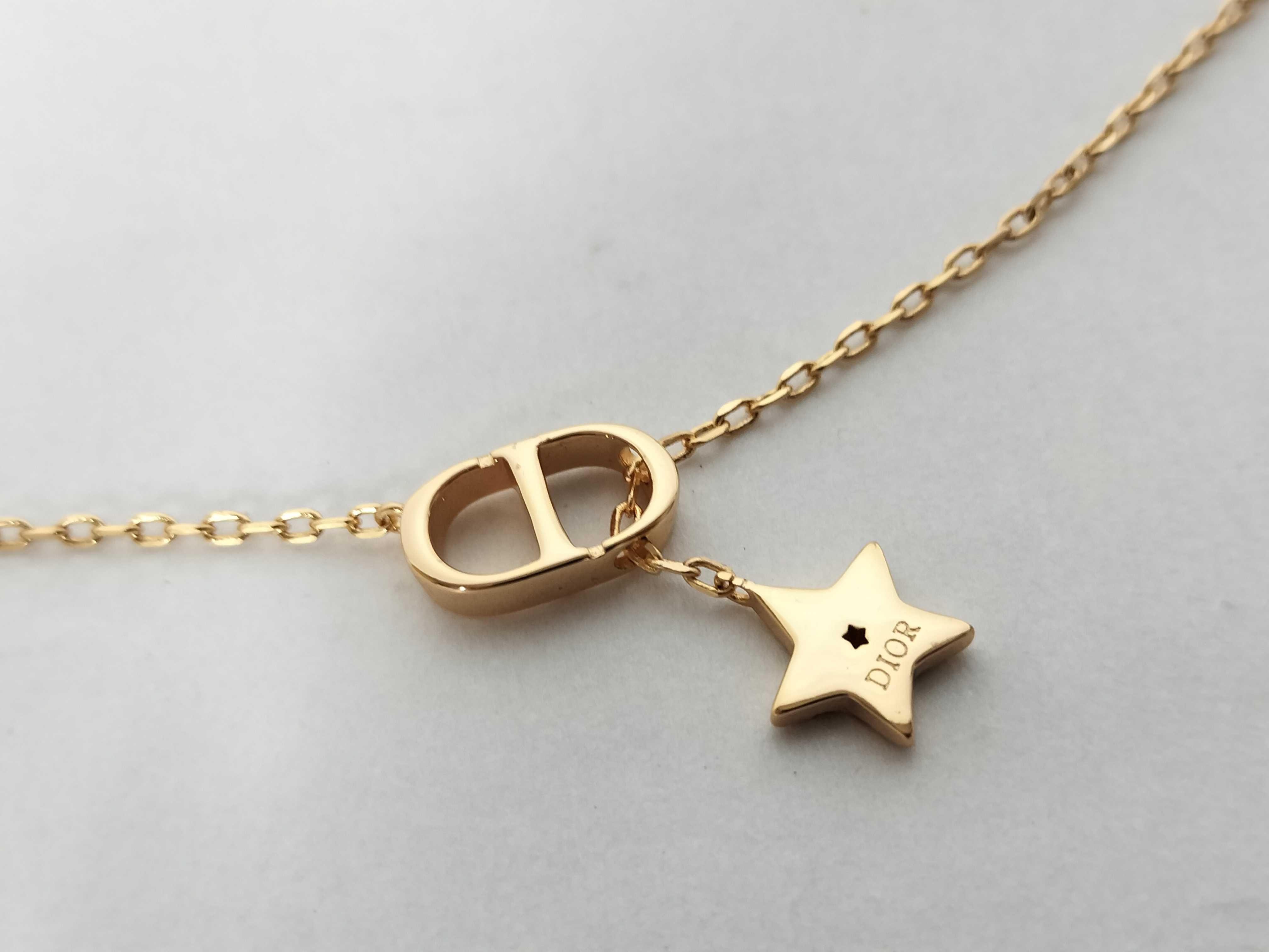 3D CD Logo Star-Shaped Swing Rhinestone Necklace — view 2