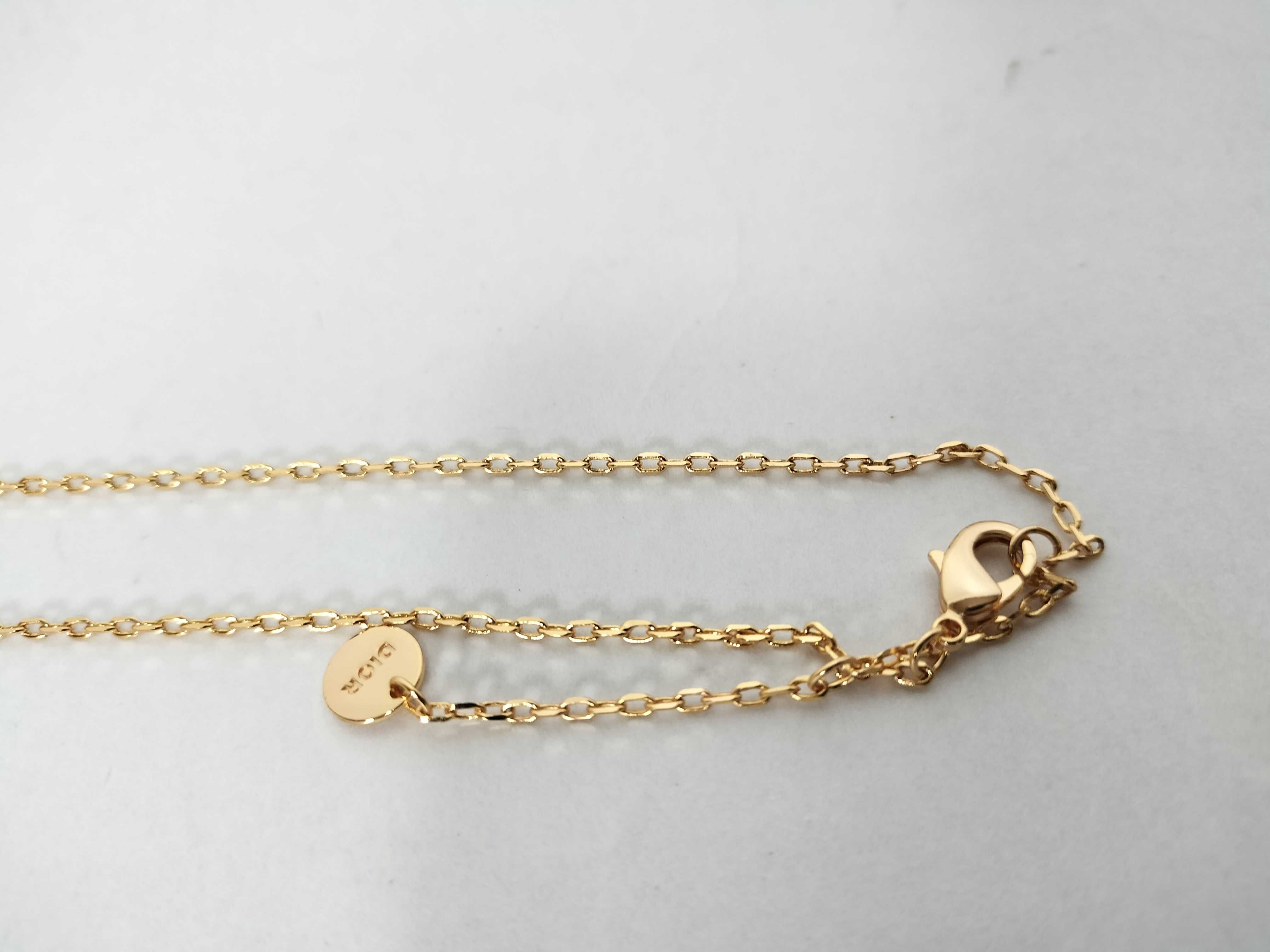3D CD Logo Star-Shaped Swing Rhinestone Necklace — view 4