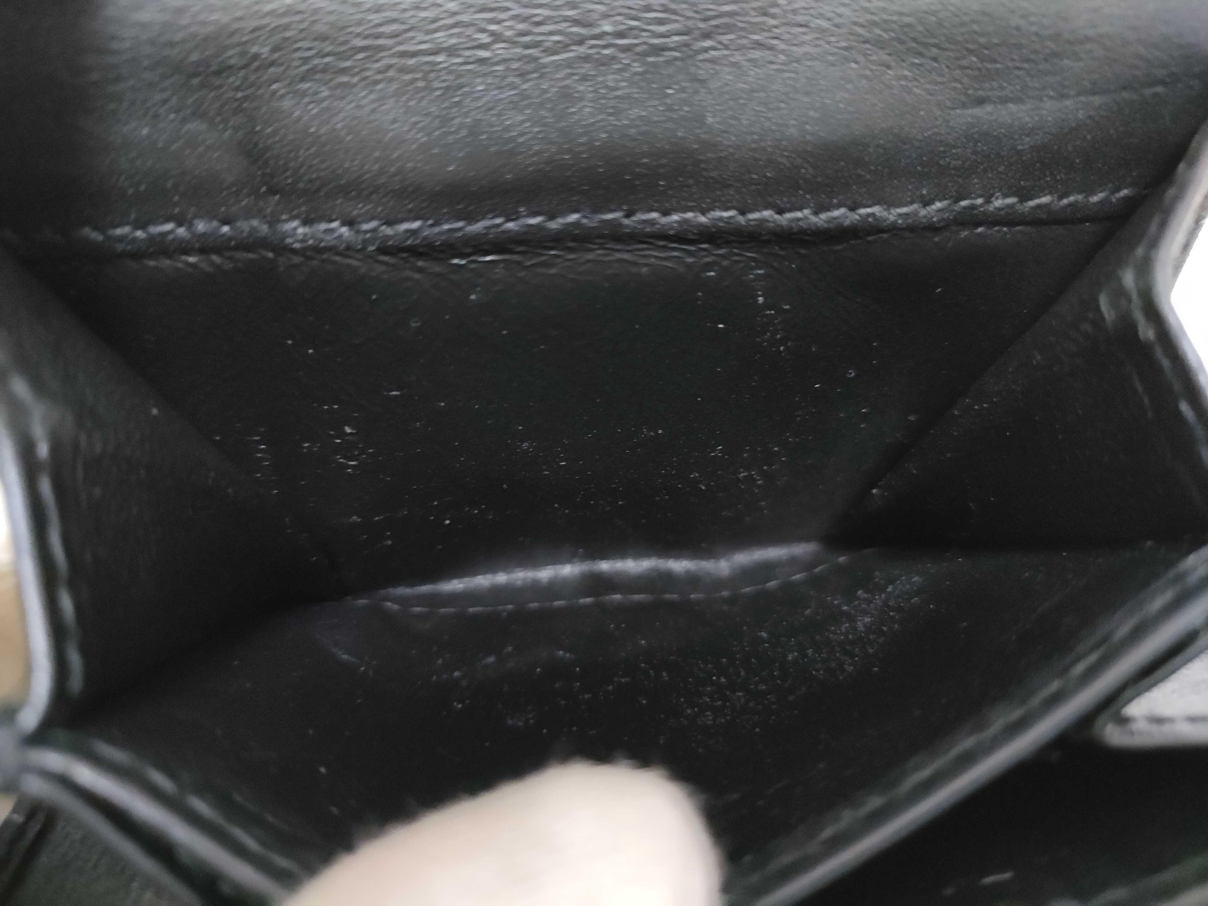 Guccissima Ribbon Leather Compact Wallet Black Serial Number Wallet — view 15