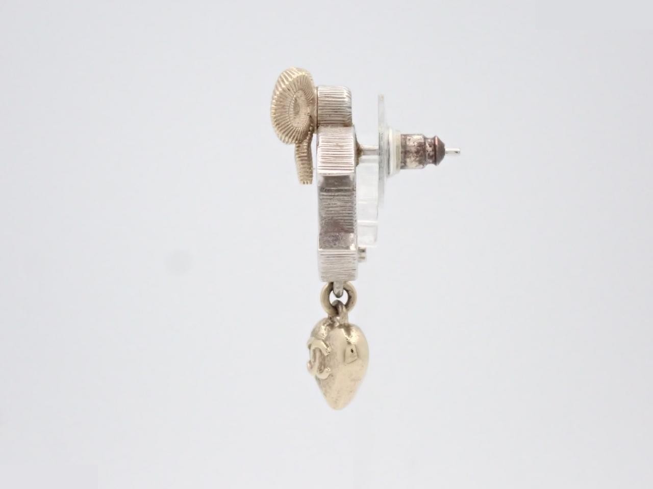 Coco Mark Ribbon Rhinestone Swing Single Earring B24K — view 3