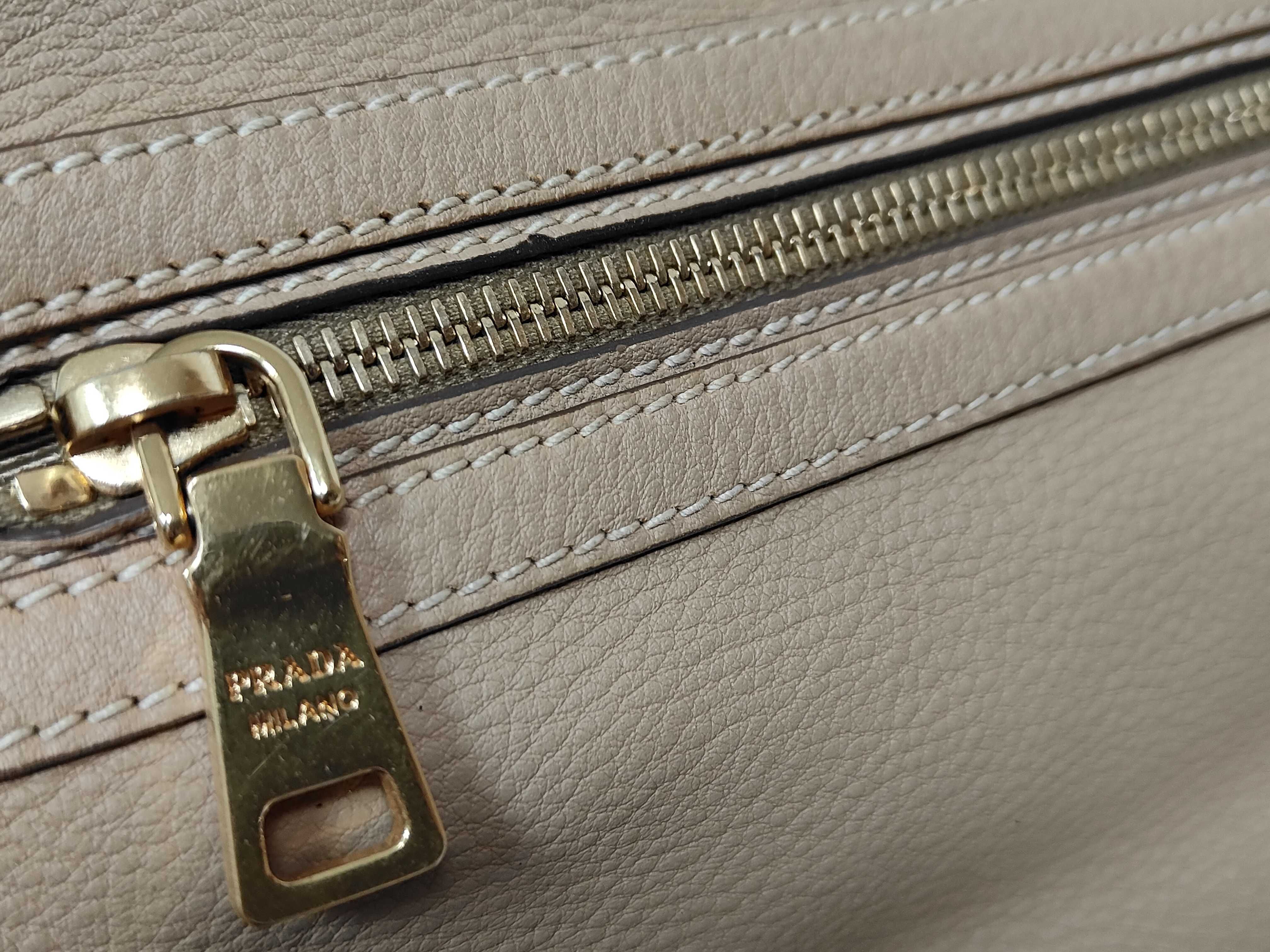 Vitello Daino Shoulder Bag Beige — view 14