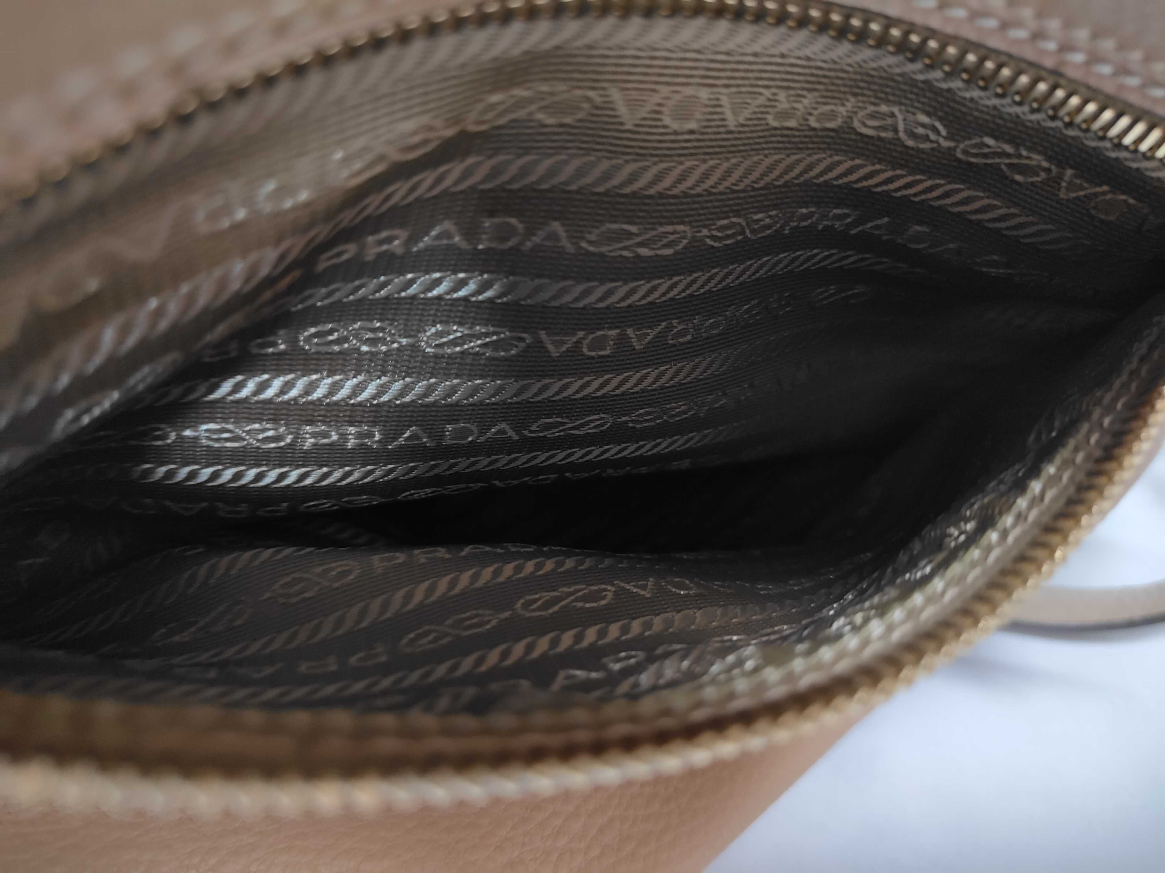 Vitello Daino Shoulder Bag Beige — view 15