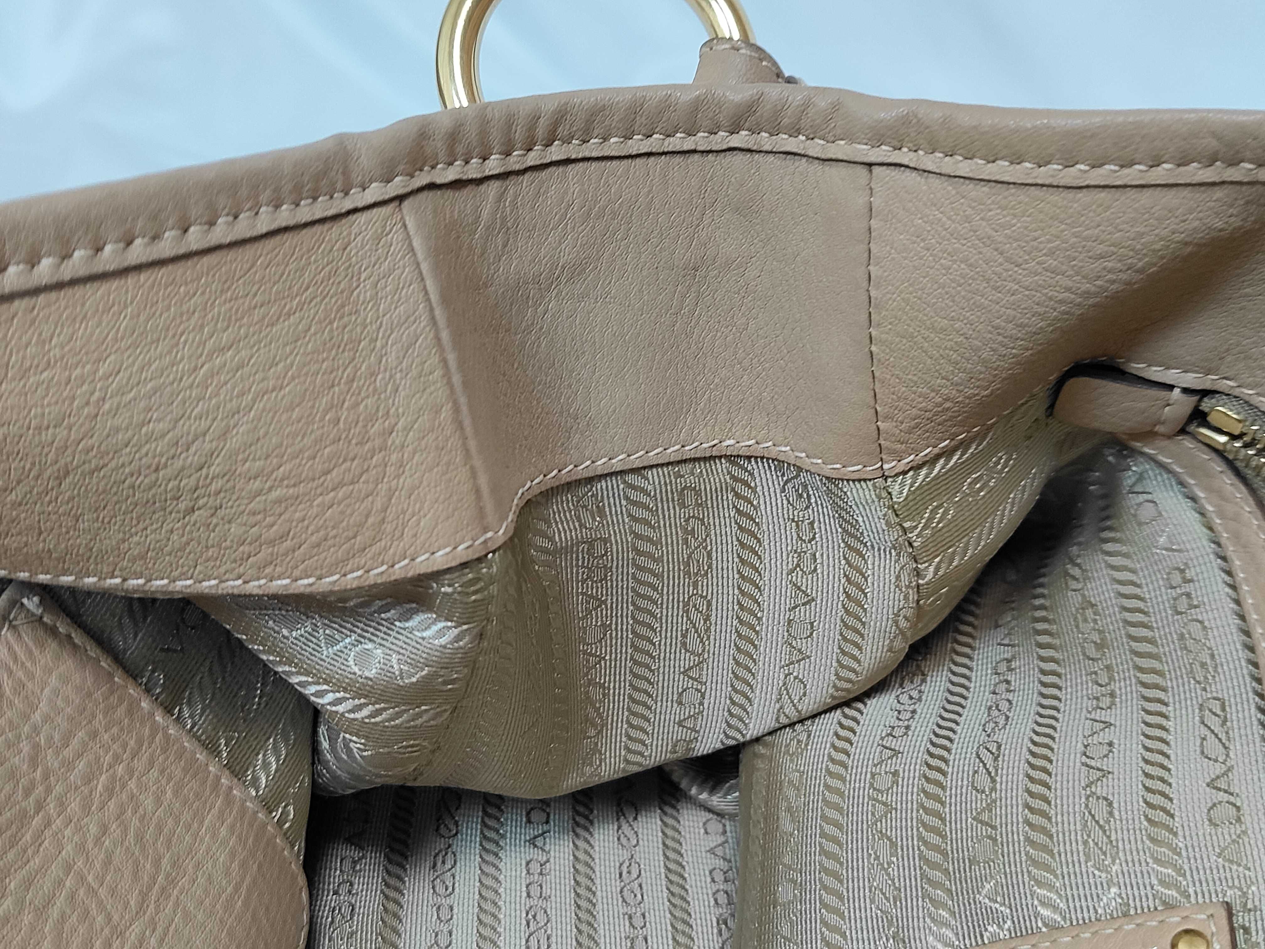 Vitello Daino Shoulder Bag Beige — view 9