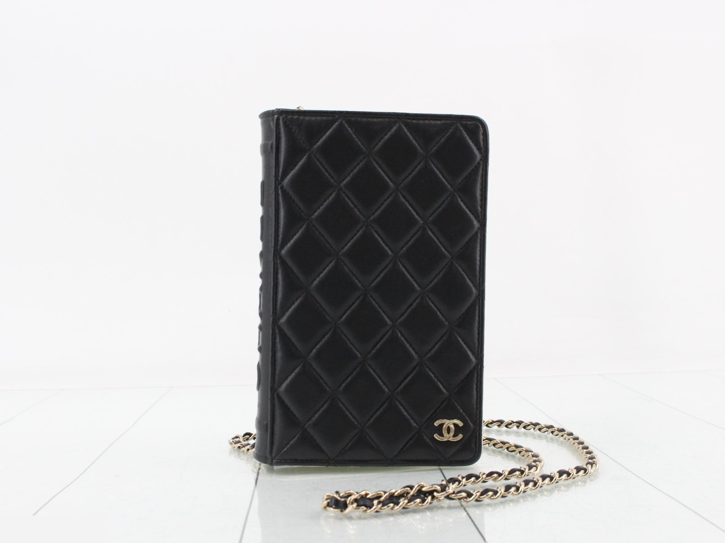 Matelassé Lambskin Book Chain Wallet Shoulder Bag, Black