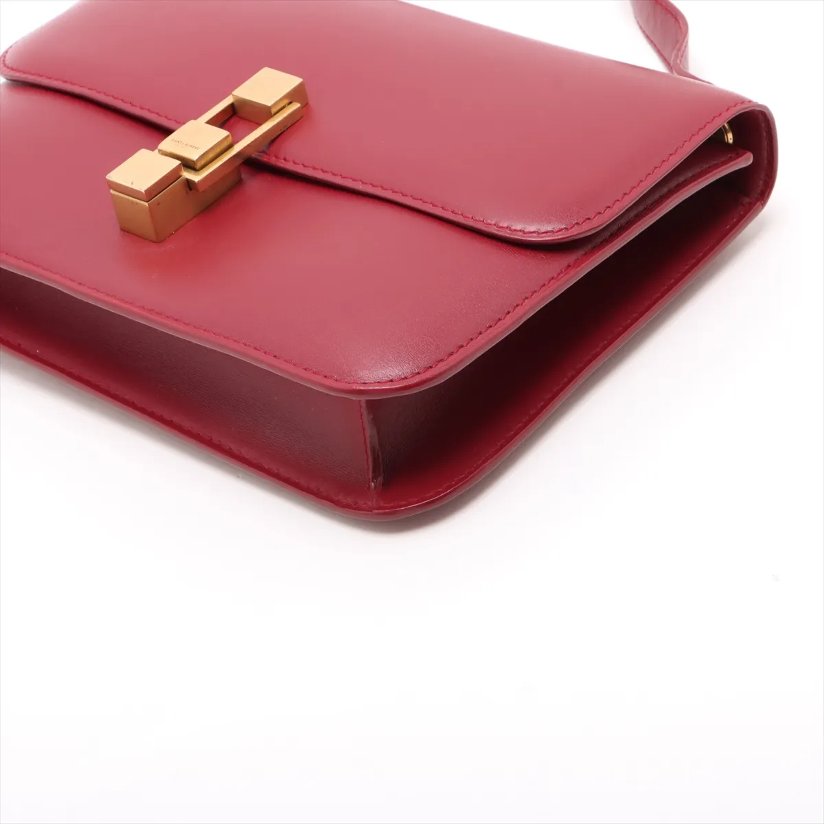 Carre Leather Shoulder Bag Red 633214 — view 3