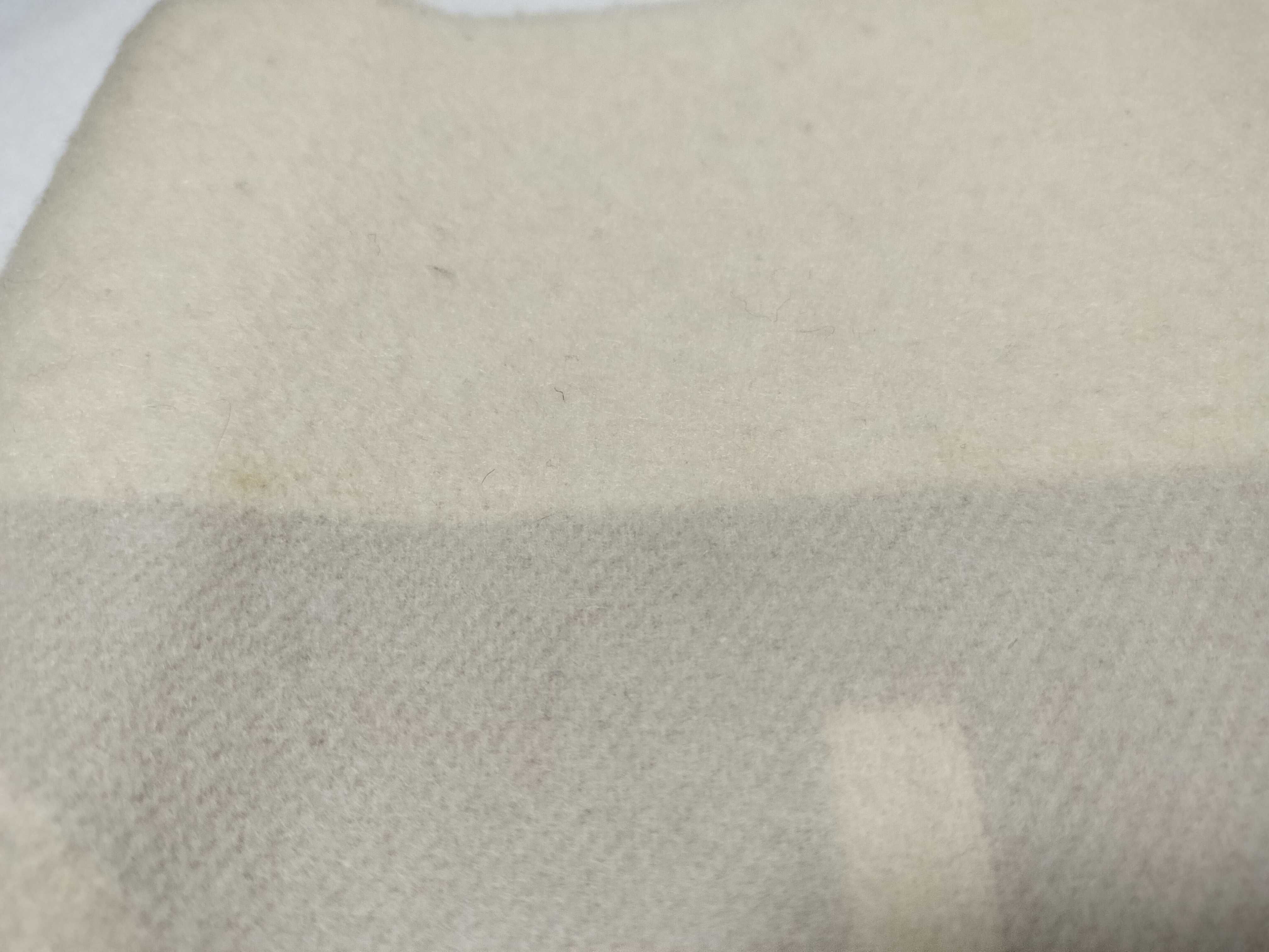 Echarpe Cashmere Scarf and other accessories — view 12