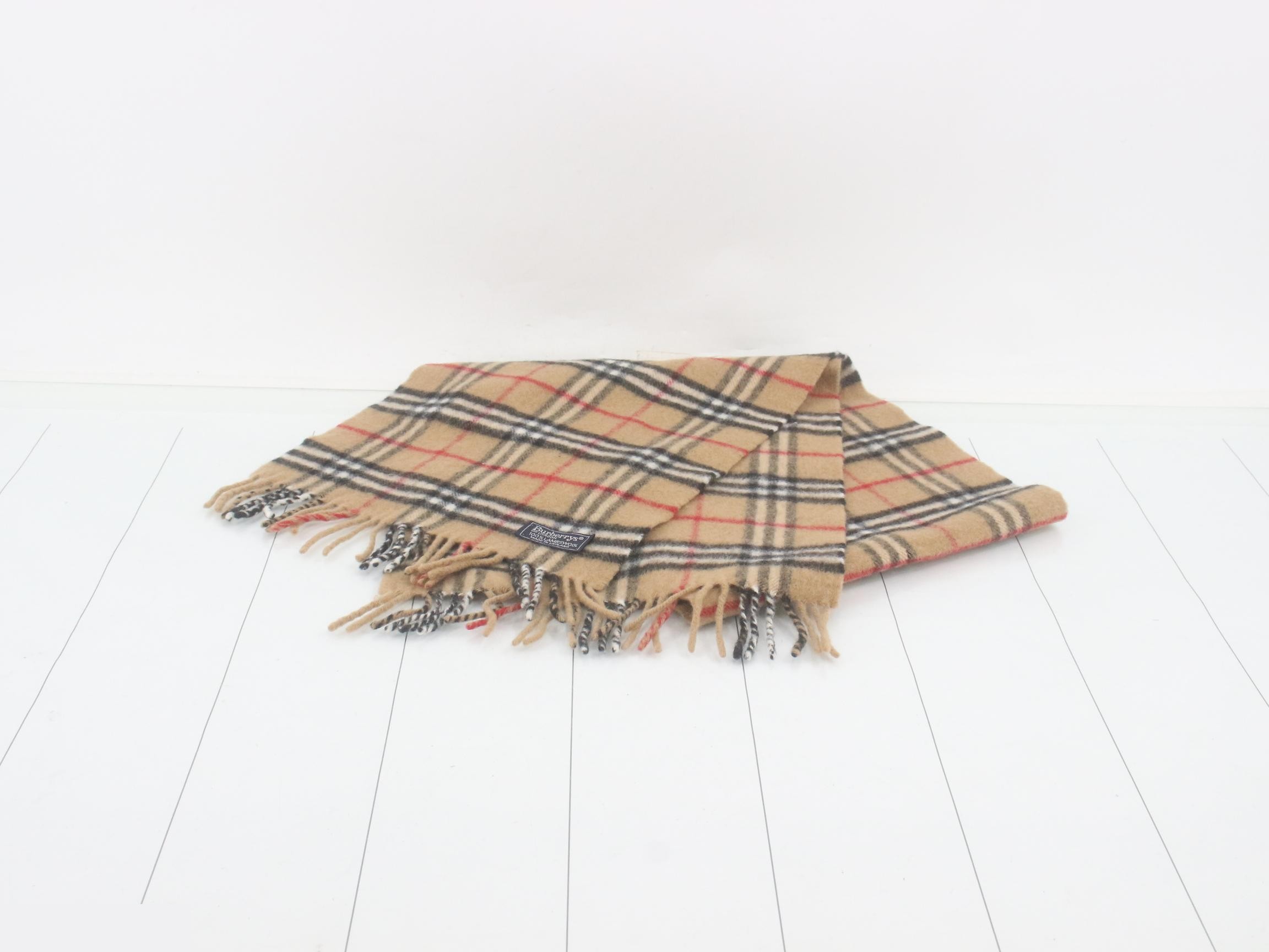 Other lines: Small items, accessories, and scarves — view 2