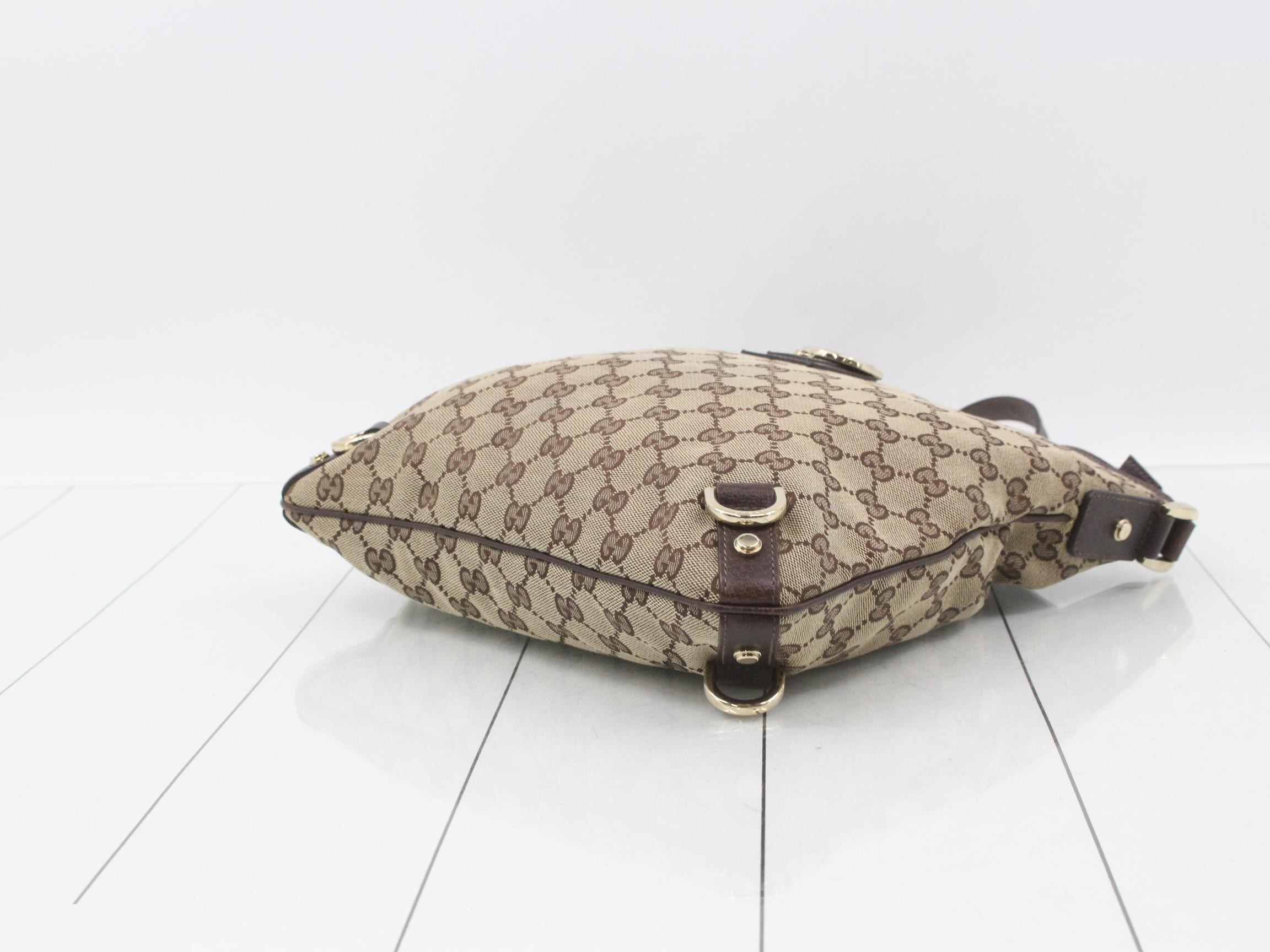 GG Canvas Shoulder Bag — view 6