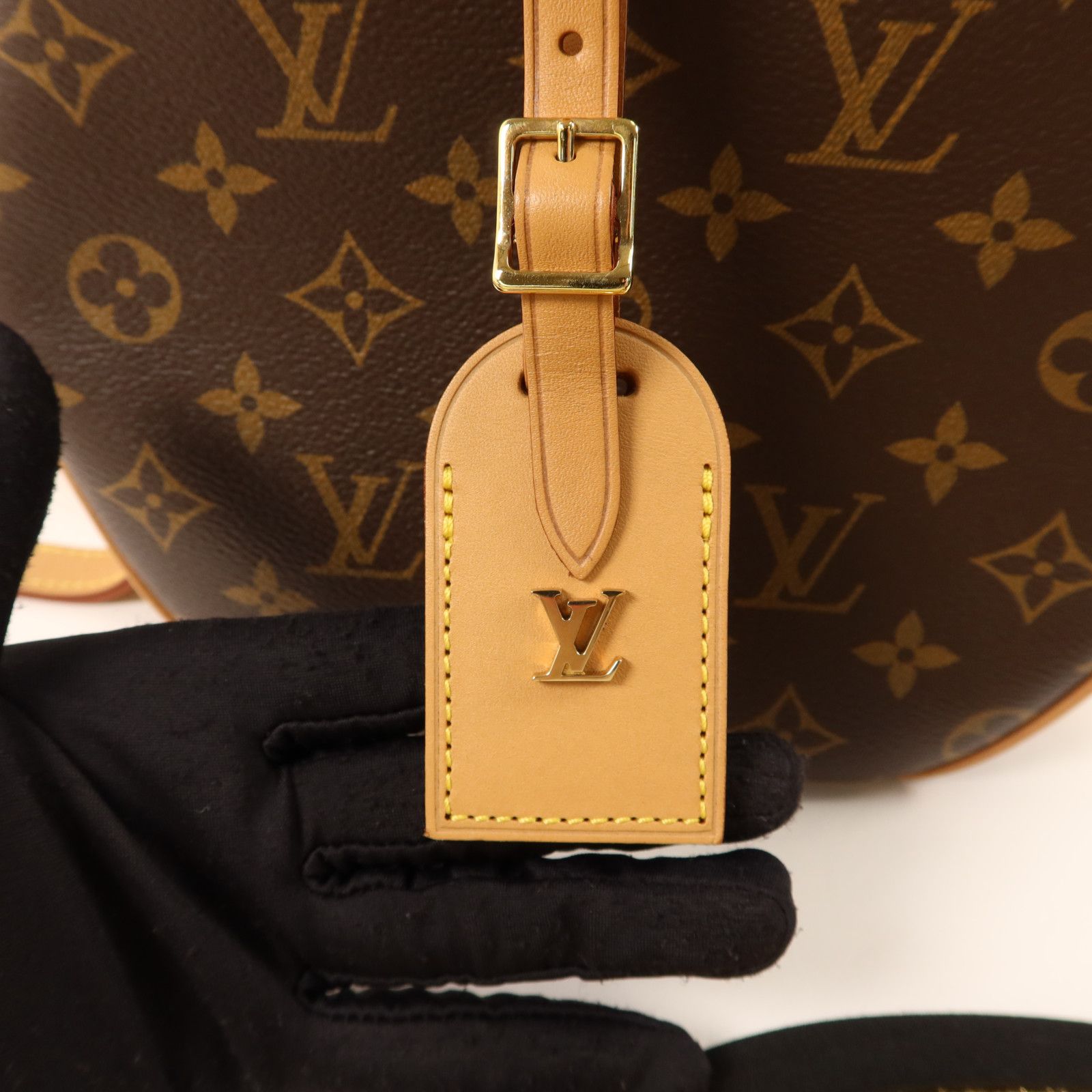 Boite Chapeau Souple MM, Monogram — view 11