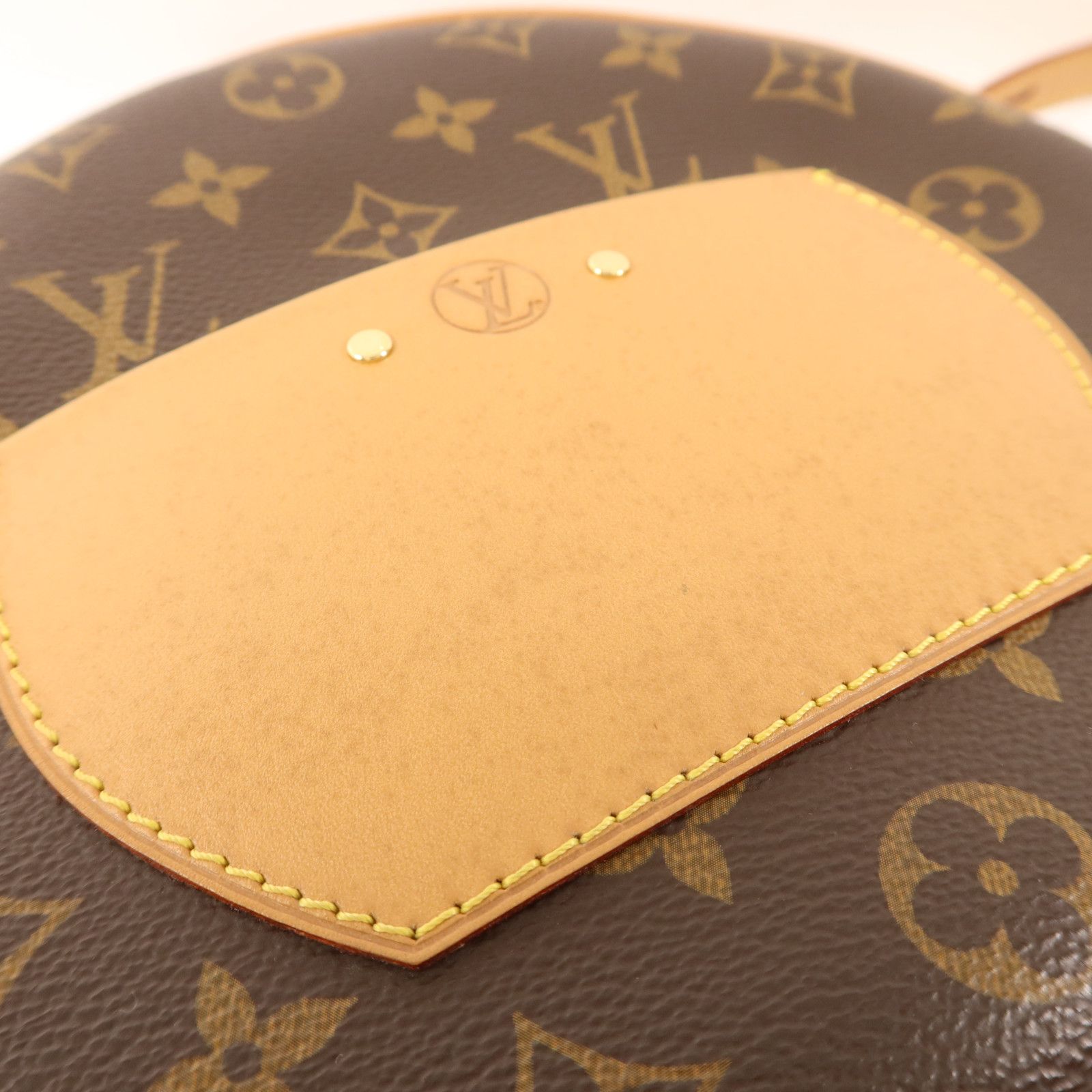 Boite Chapeau Souple MM, Monogram — view 17